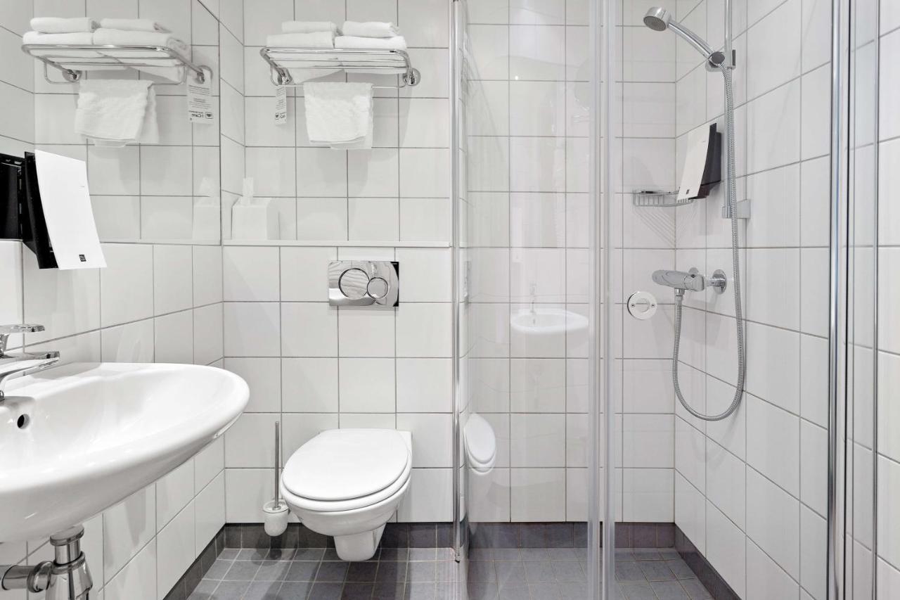 Basic Double or Twin Room,1590370684:JPEG