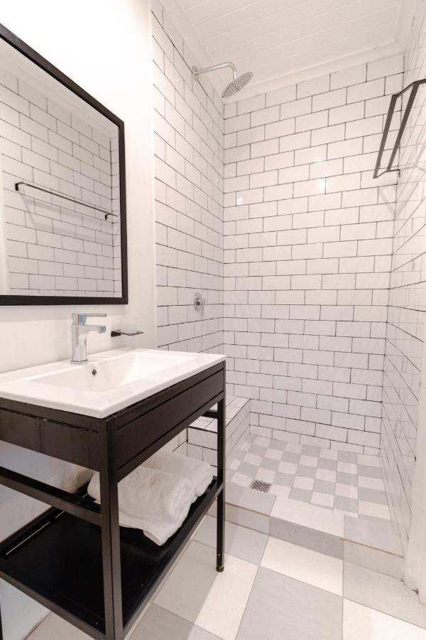Queen Room,1327531757:JPEG