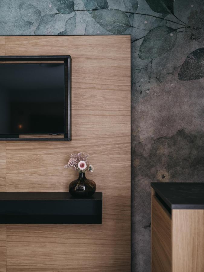 Junior Penthouse Suite