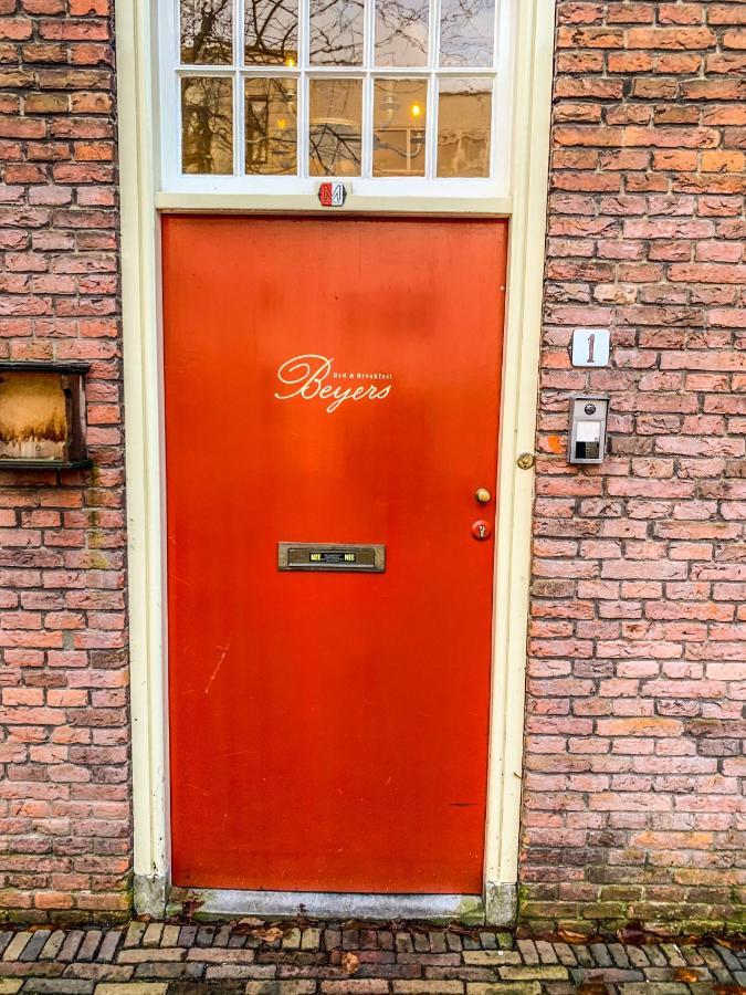 Bed & Breakfast 02