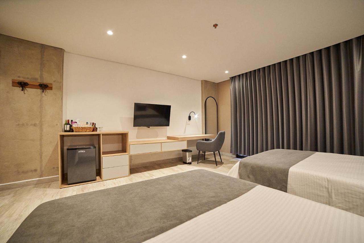 Twin Room with Balcony