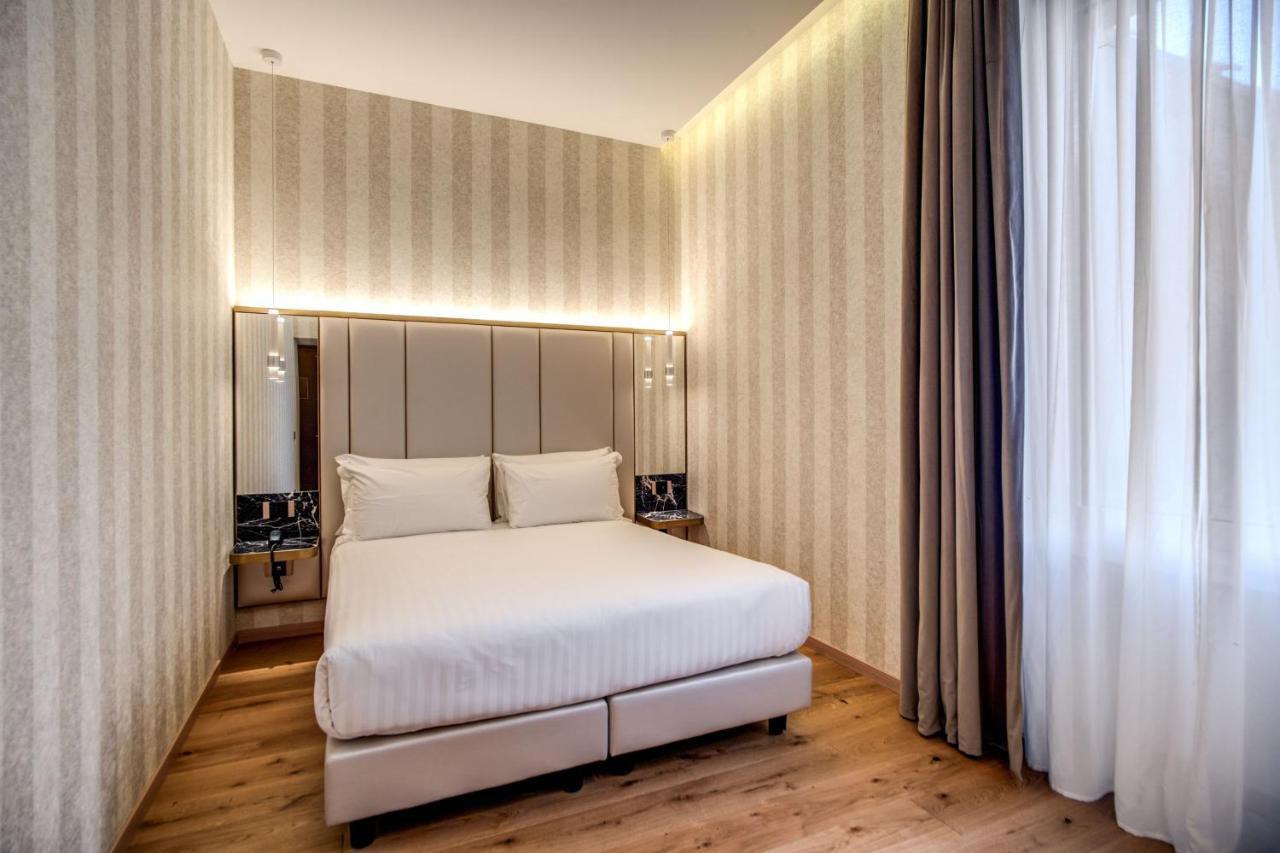 Deluxe Double or Twin Room,1333806404:JPEG