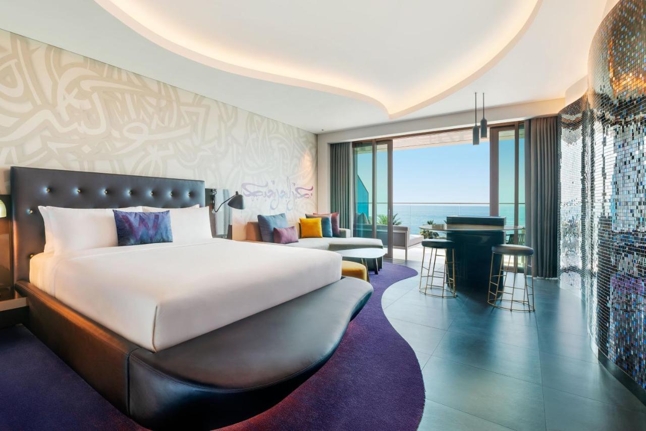 Fabulous Room 1 King Bed Ocean view Private Balcony