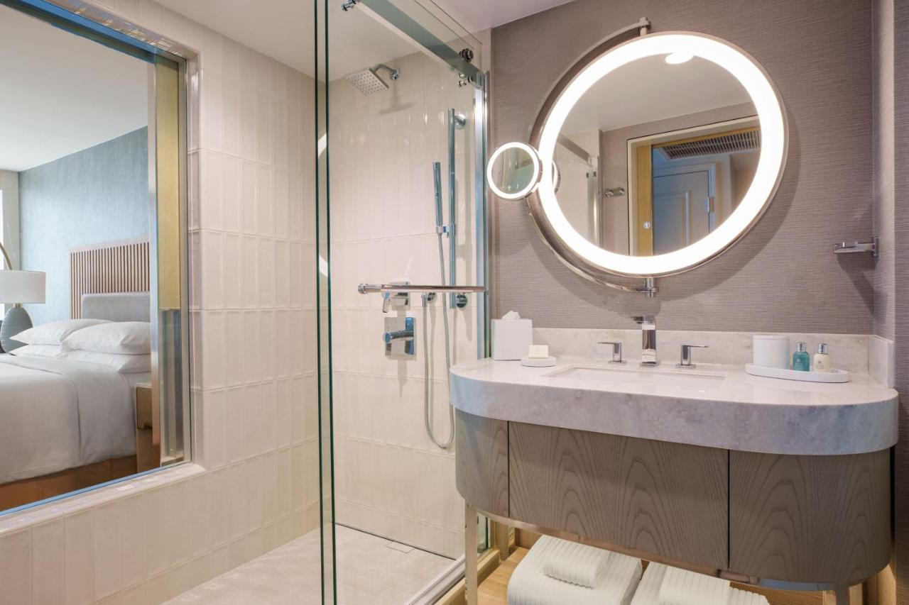 Lumina Guest Room, 1 King, Golf View, Ground Floor, Fairway,1535367796:JPEG