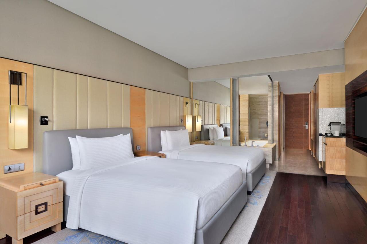 Twin Guest Room - High Floor