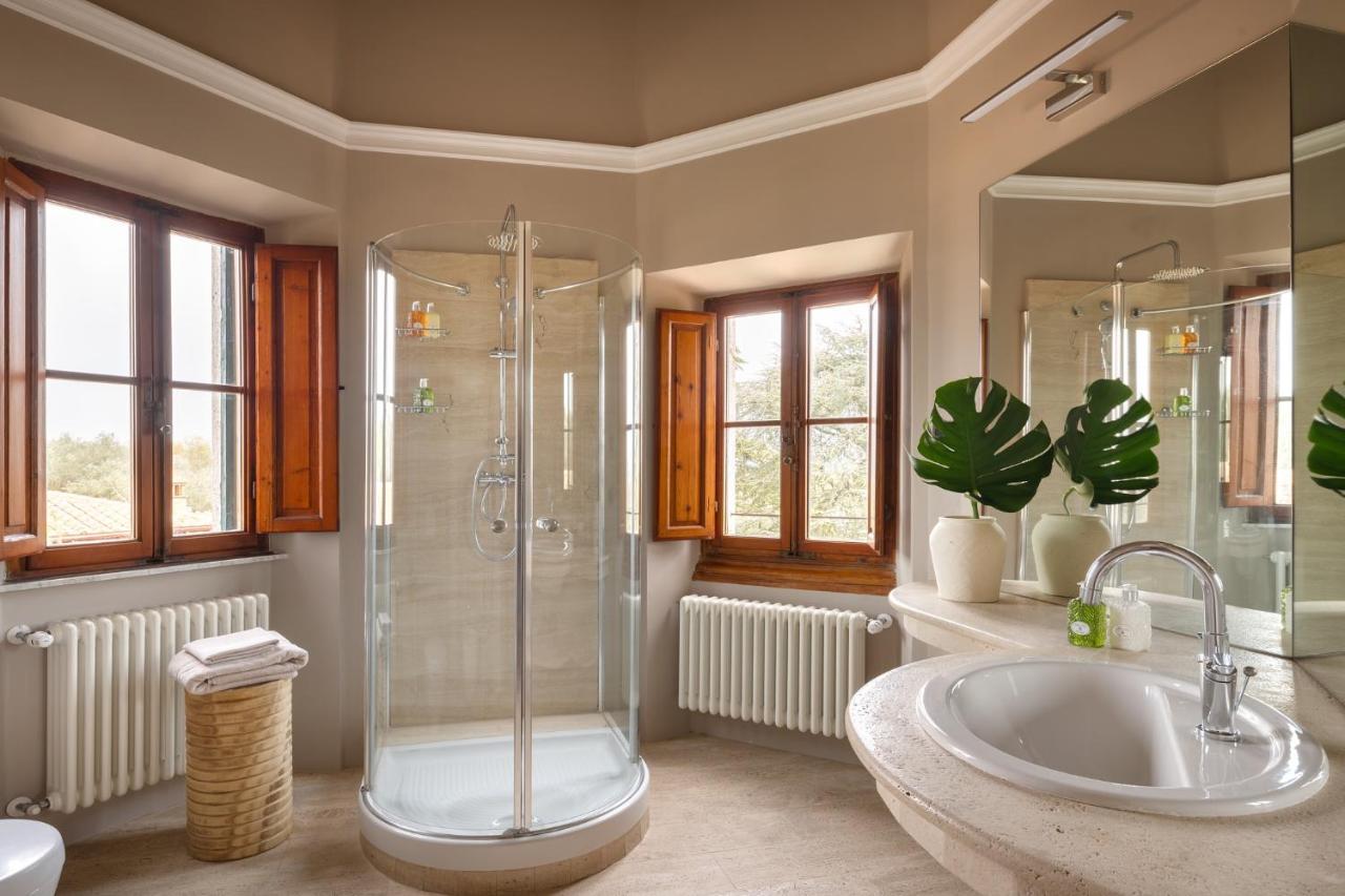 Pietro Master Suite