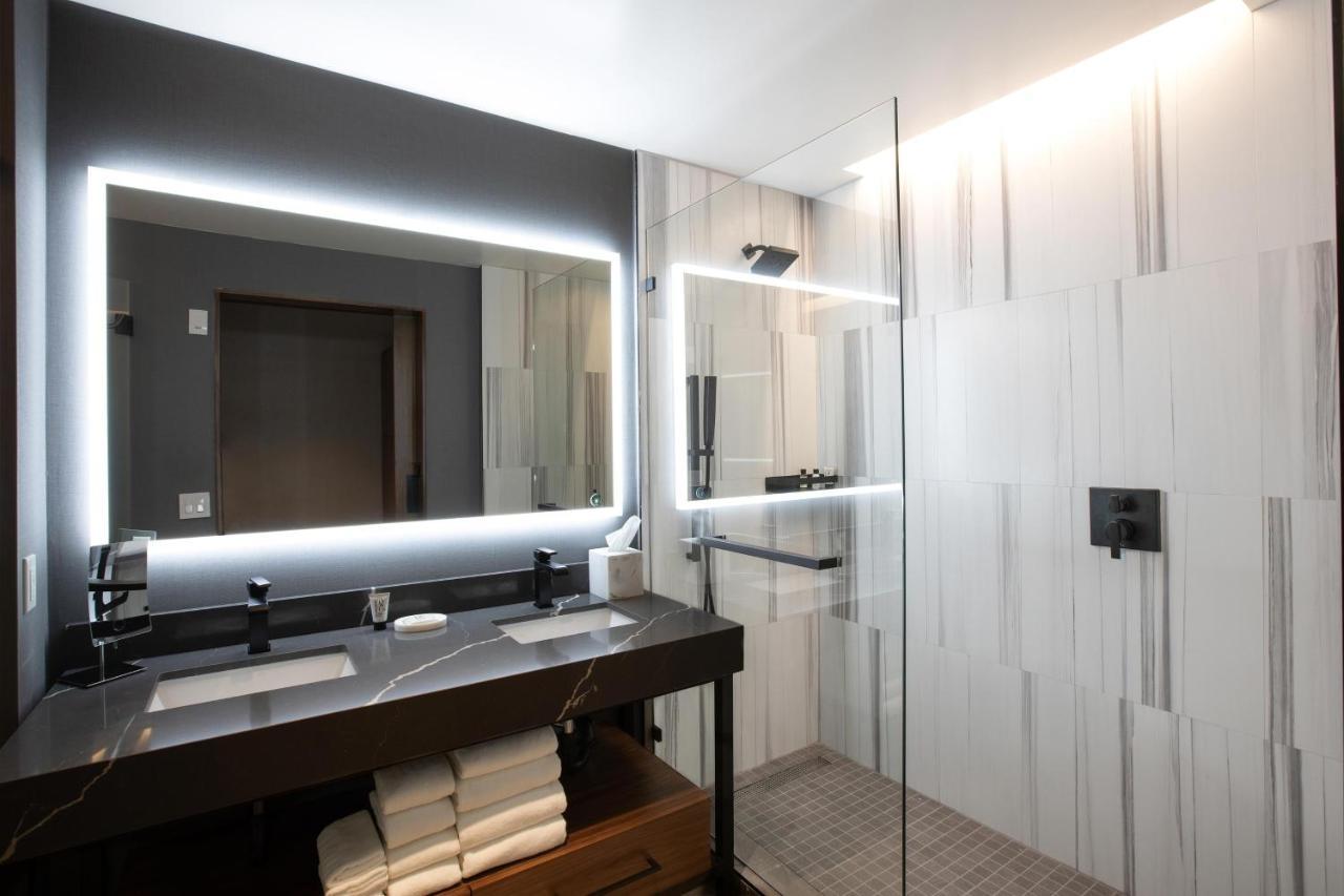 Studio Suite 1 King,1404861581:JPEG