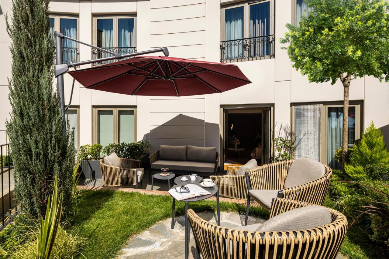Park Bosphorus Residentie met 2 Slaapkamers en Tuinterras