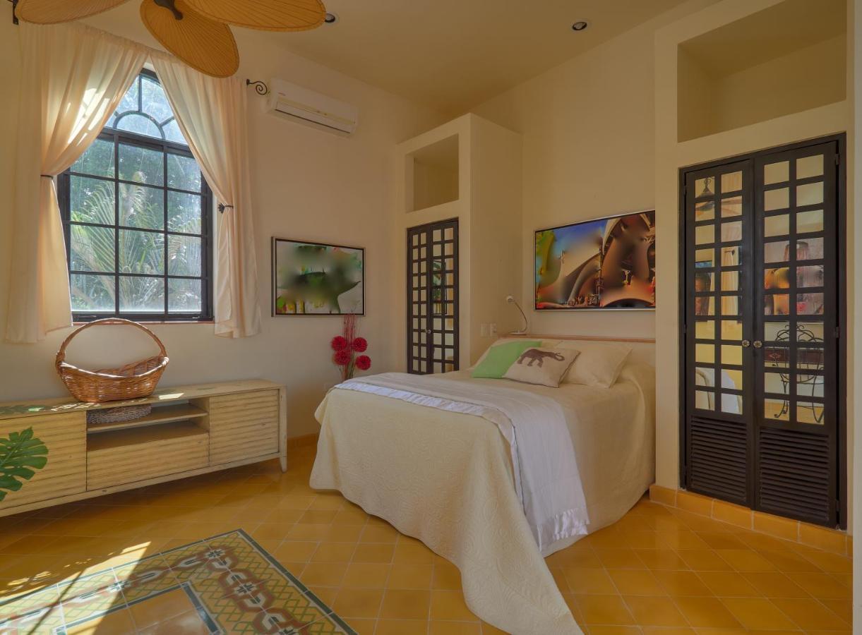 Chambre Lit Queen-Size avec Balcon