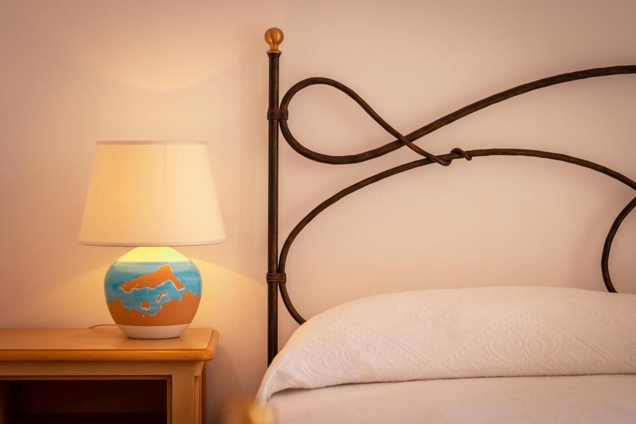 Double Room,1413824804:JPEG