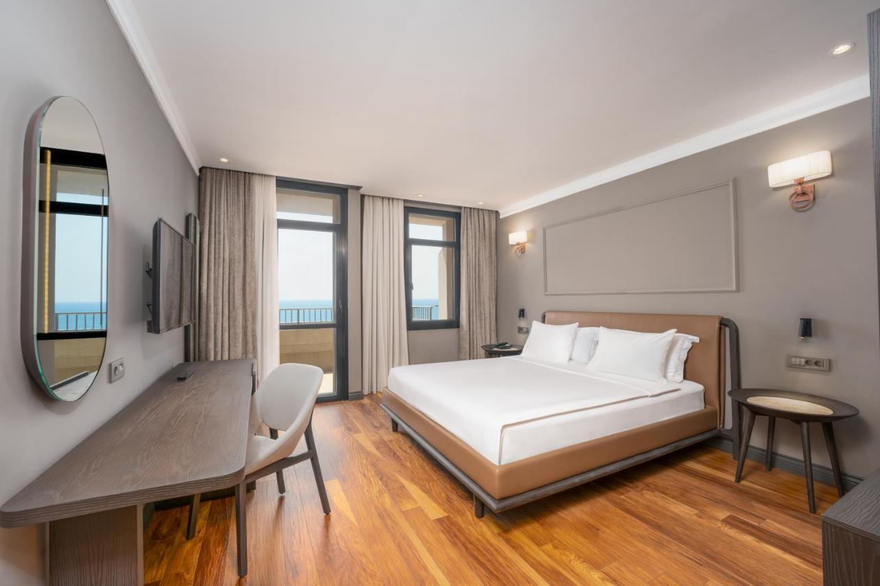 Deluxe Suite,1555657369:JPEG
