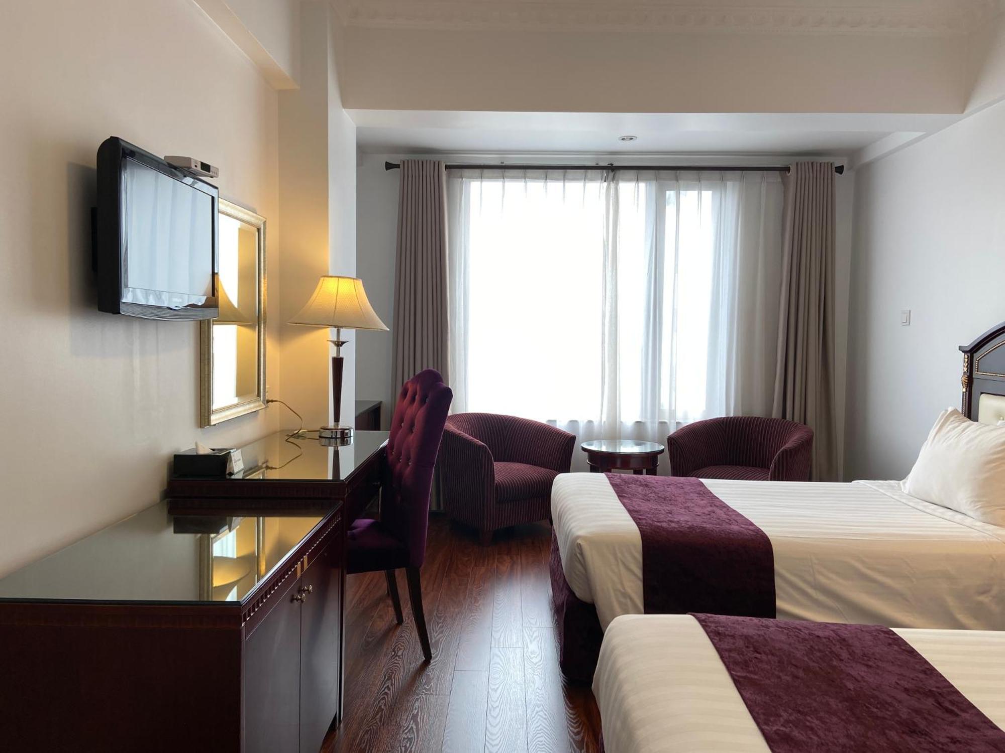 Deluxe Twin Room