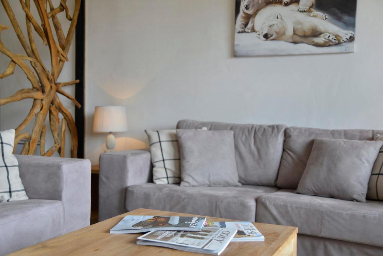 Four-Bedroom Apartment (8 Adults),1480037159:JPEG