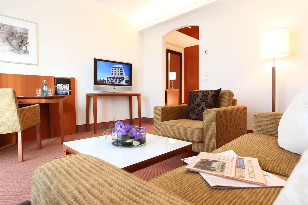 Standard Suite