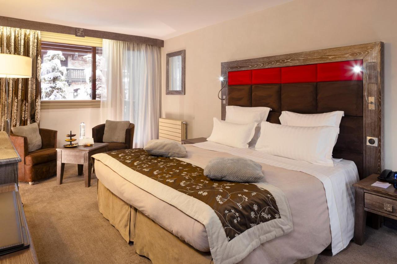 Chambre Double ou Lits Jumeaux