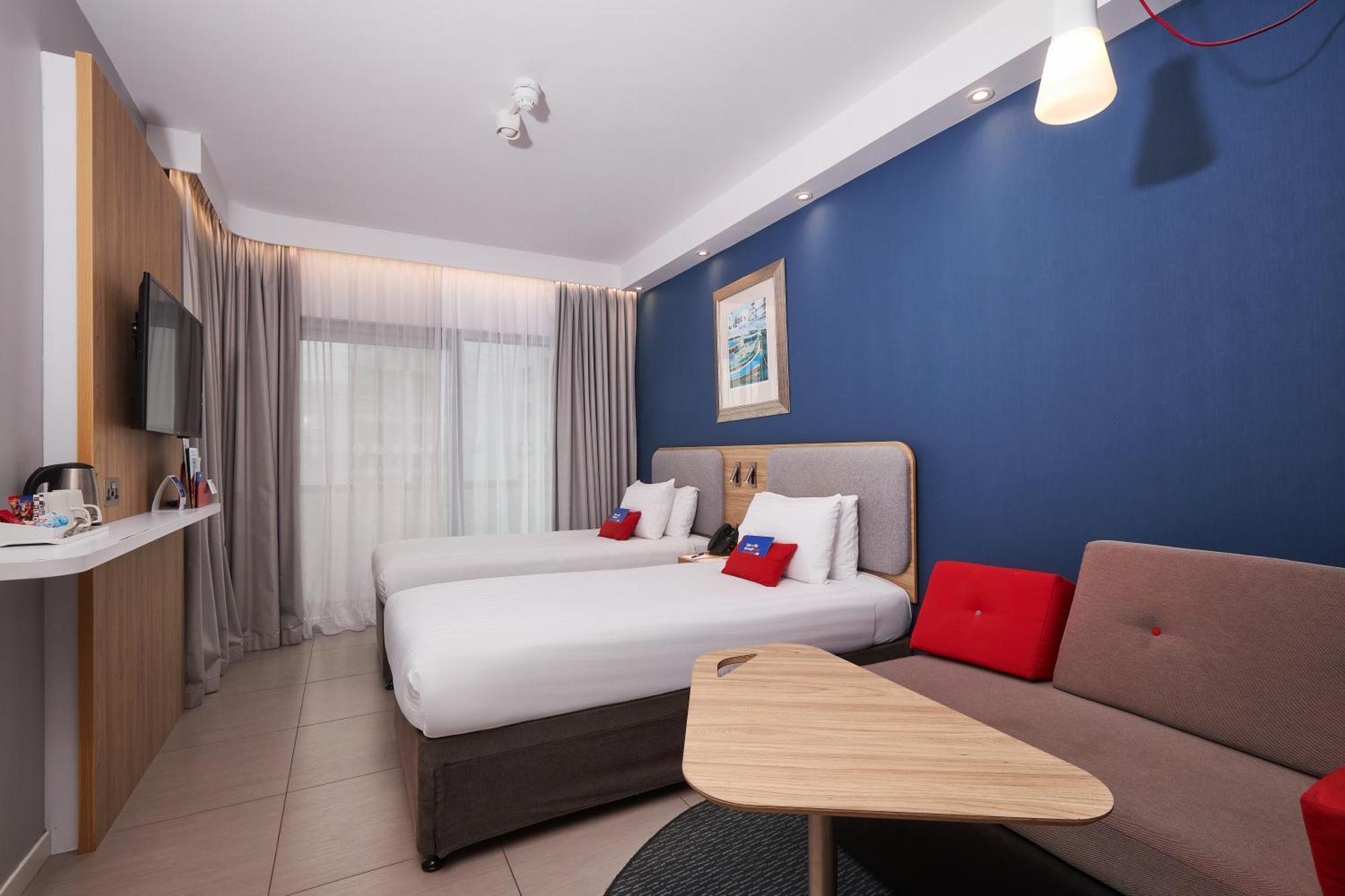 Standard Twin Room with Two Twin Beds, Sofa Bed and Balcony