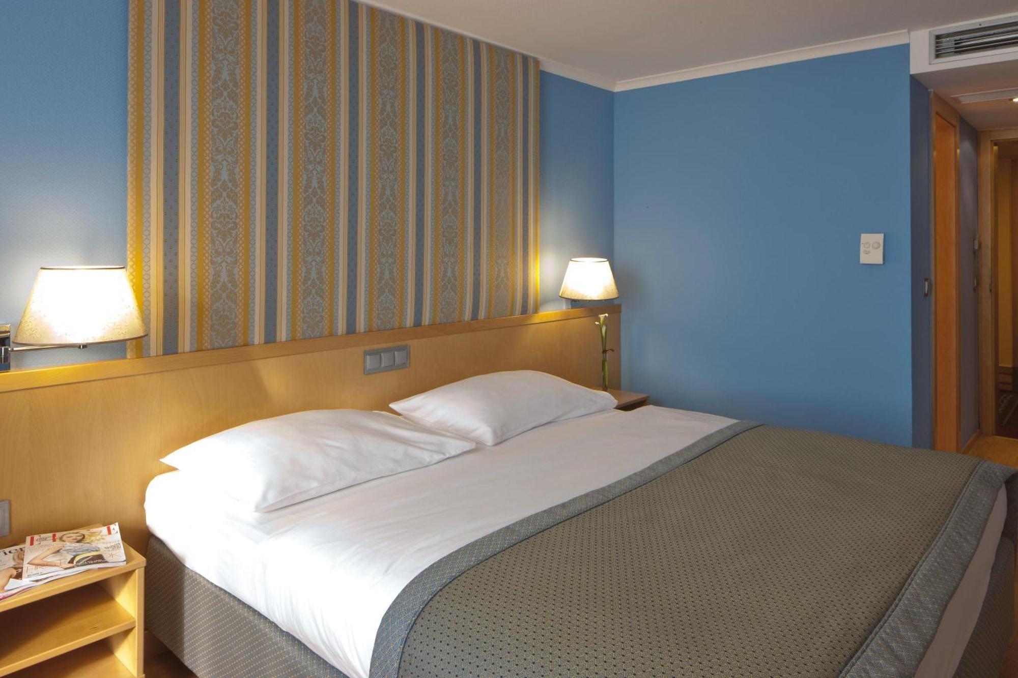 Twin Room - Disability Access