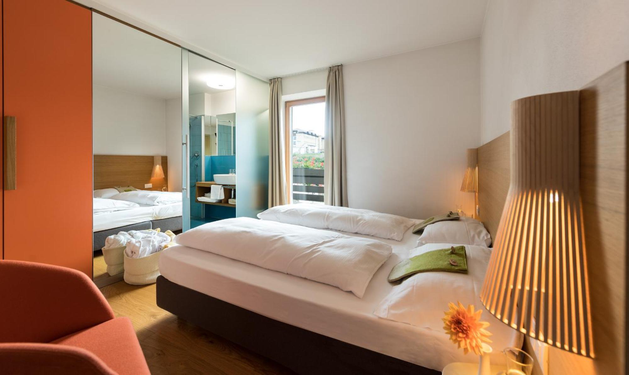 Double or Twin Room Balcony