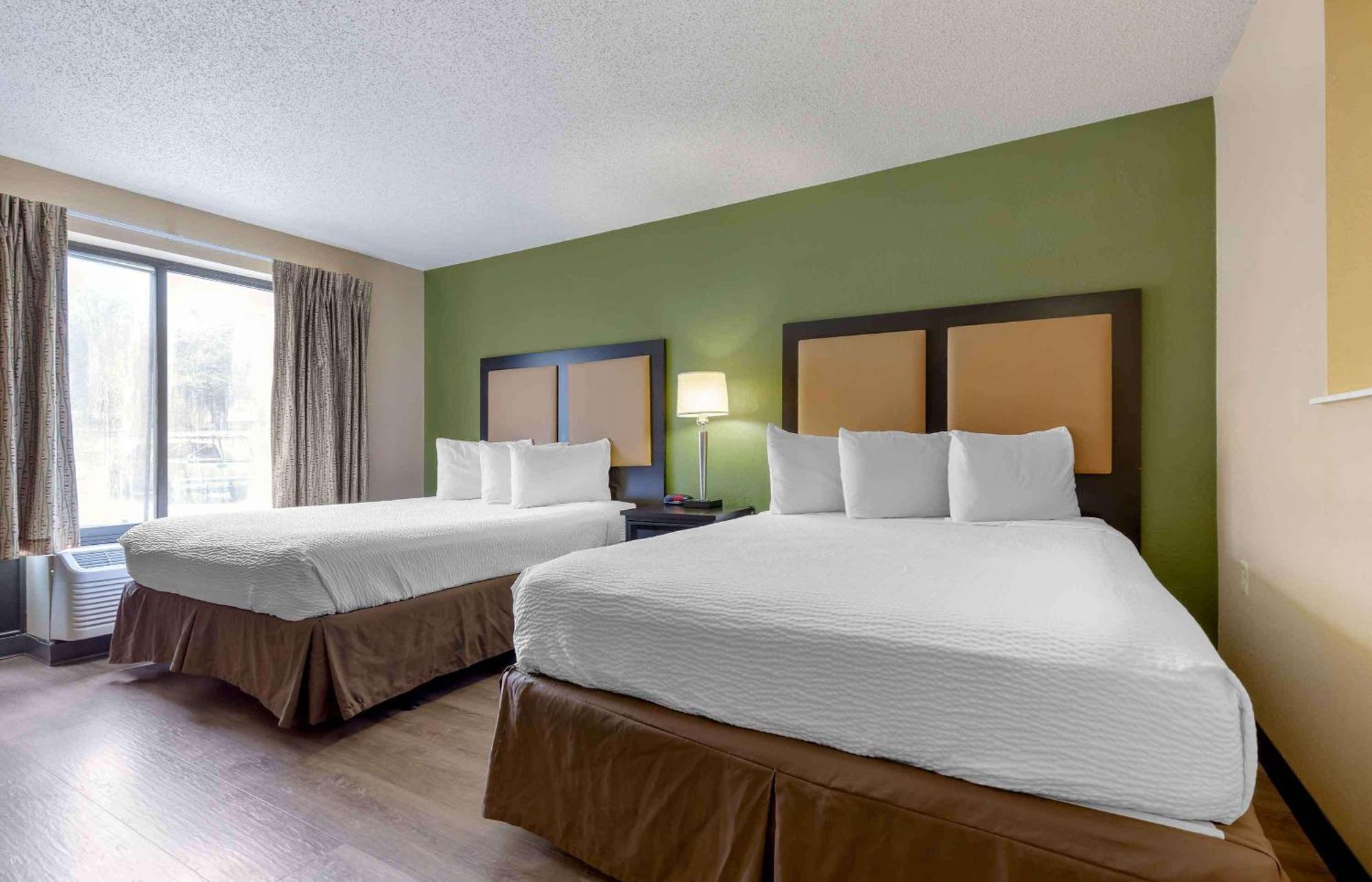 Deluxe Studio 2 Double Beds Non-Smoking