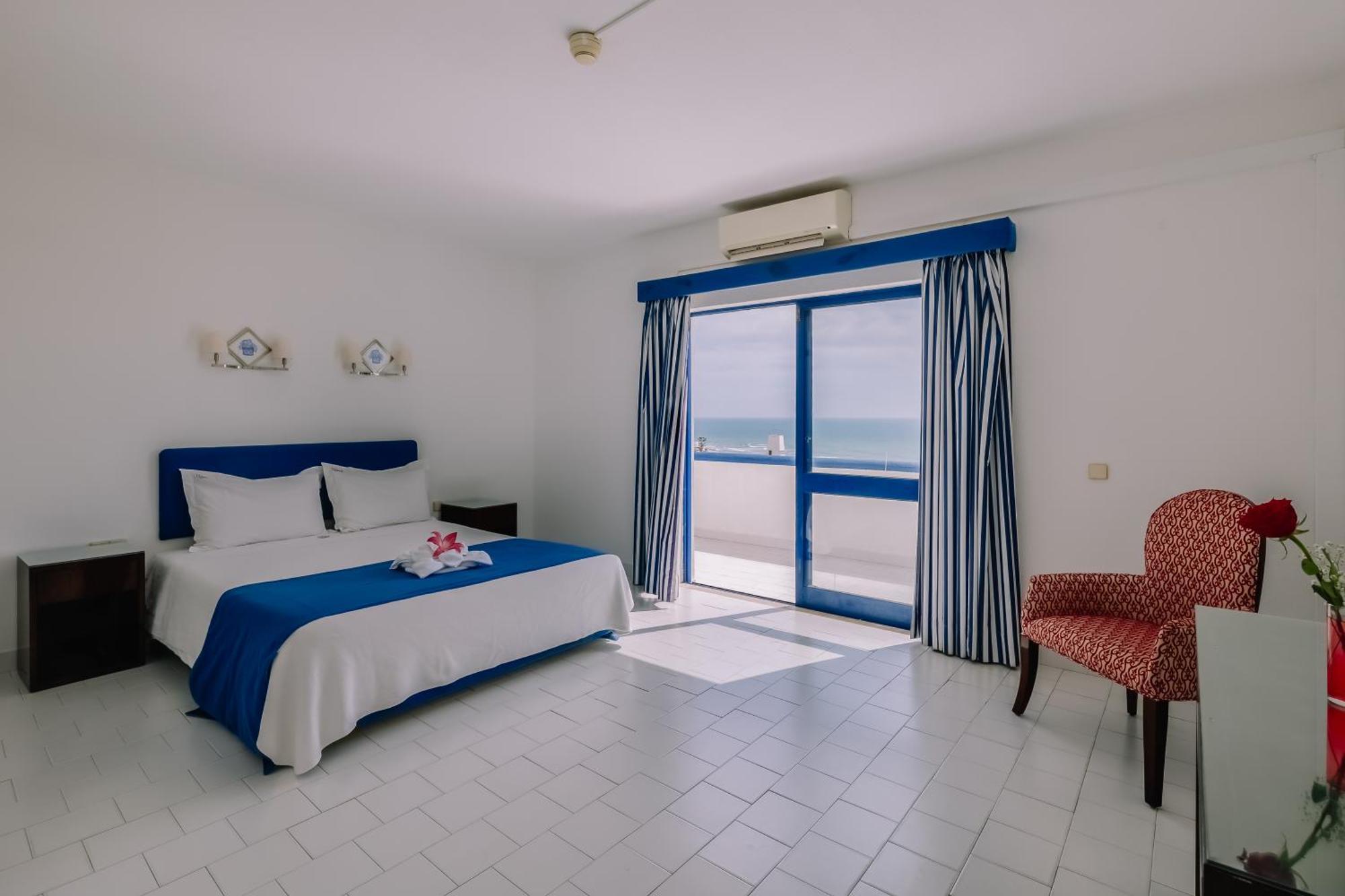 Standard Two-Bedroom Apartment,1541514358:JPEG