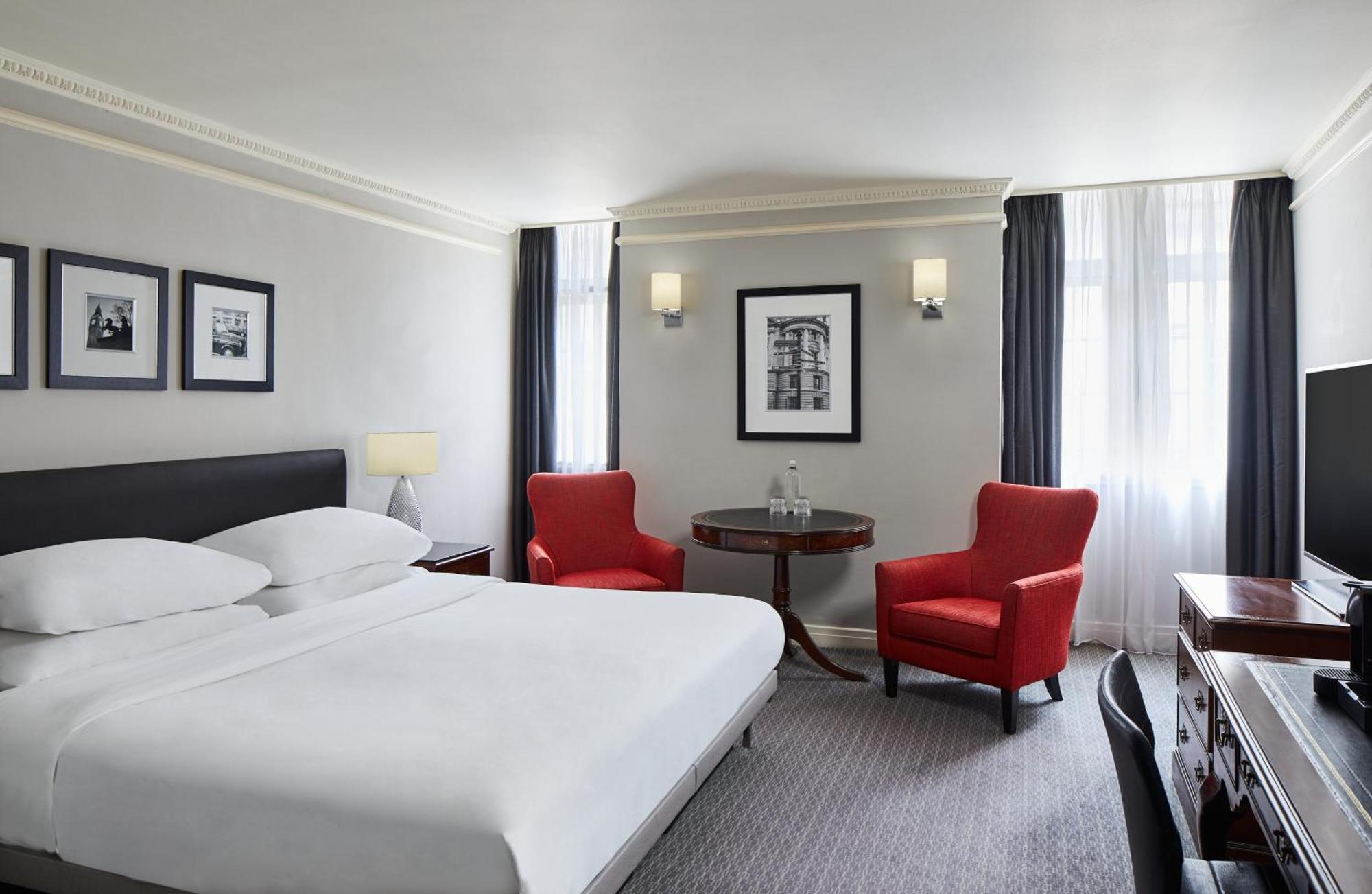 Superior King Room,1545419812:JPEG