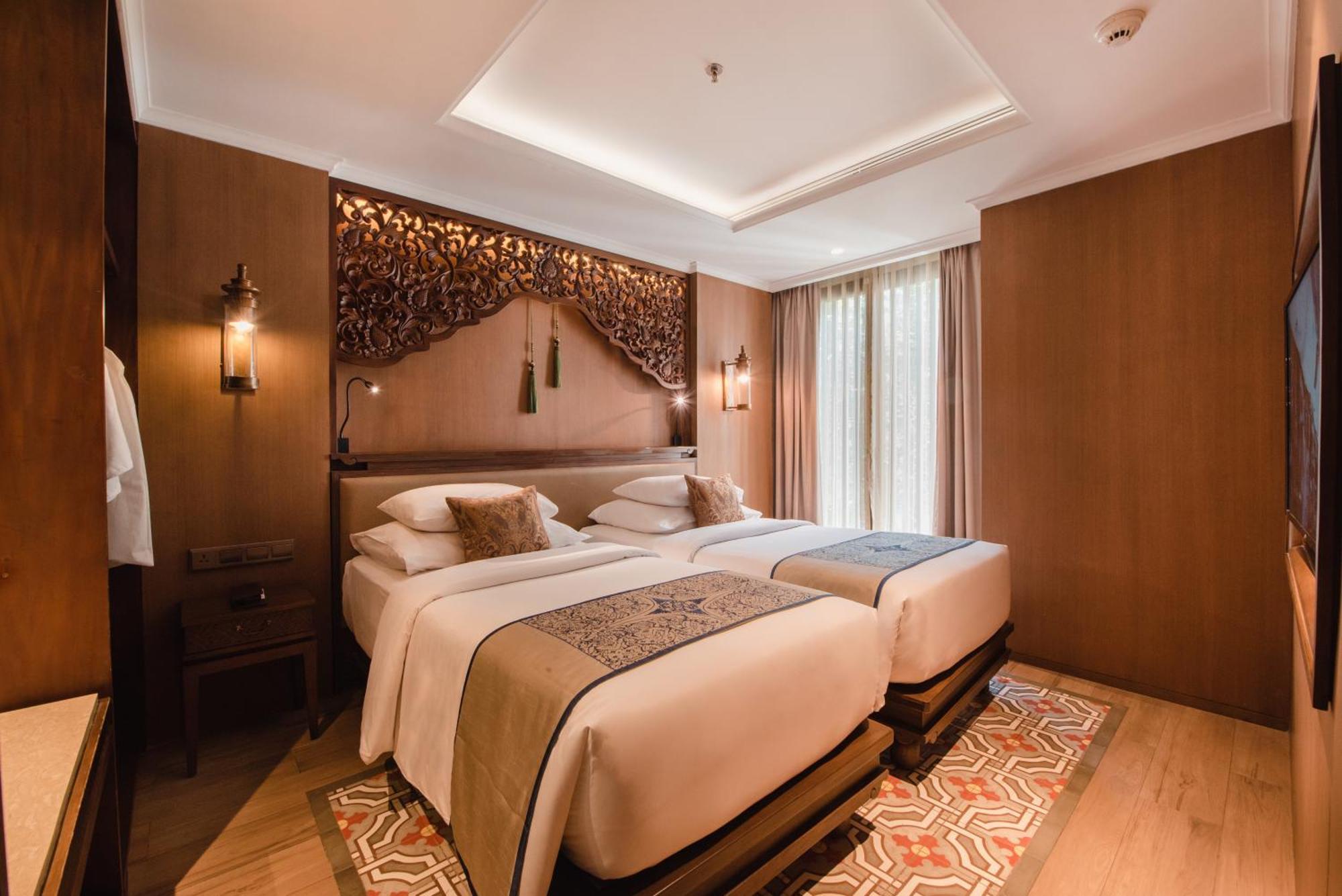 Two-Bedroom Suite with Daily Afternoon Tea and Club Lounge Access
