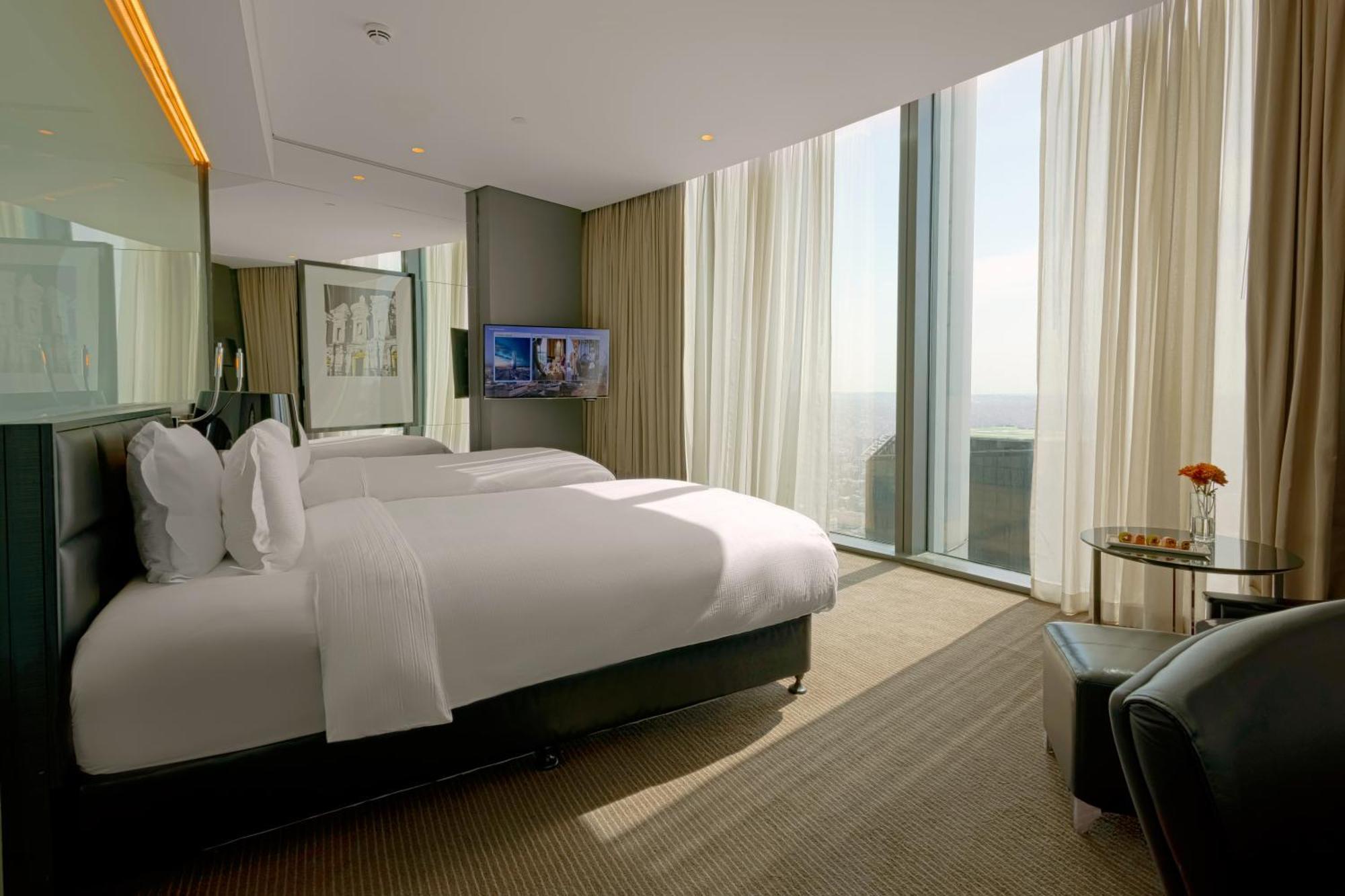 High Floor Room – Twin Bed City View