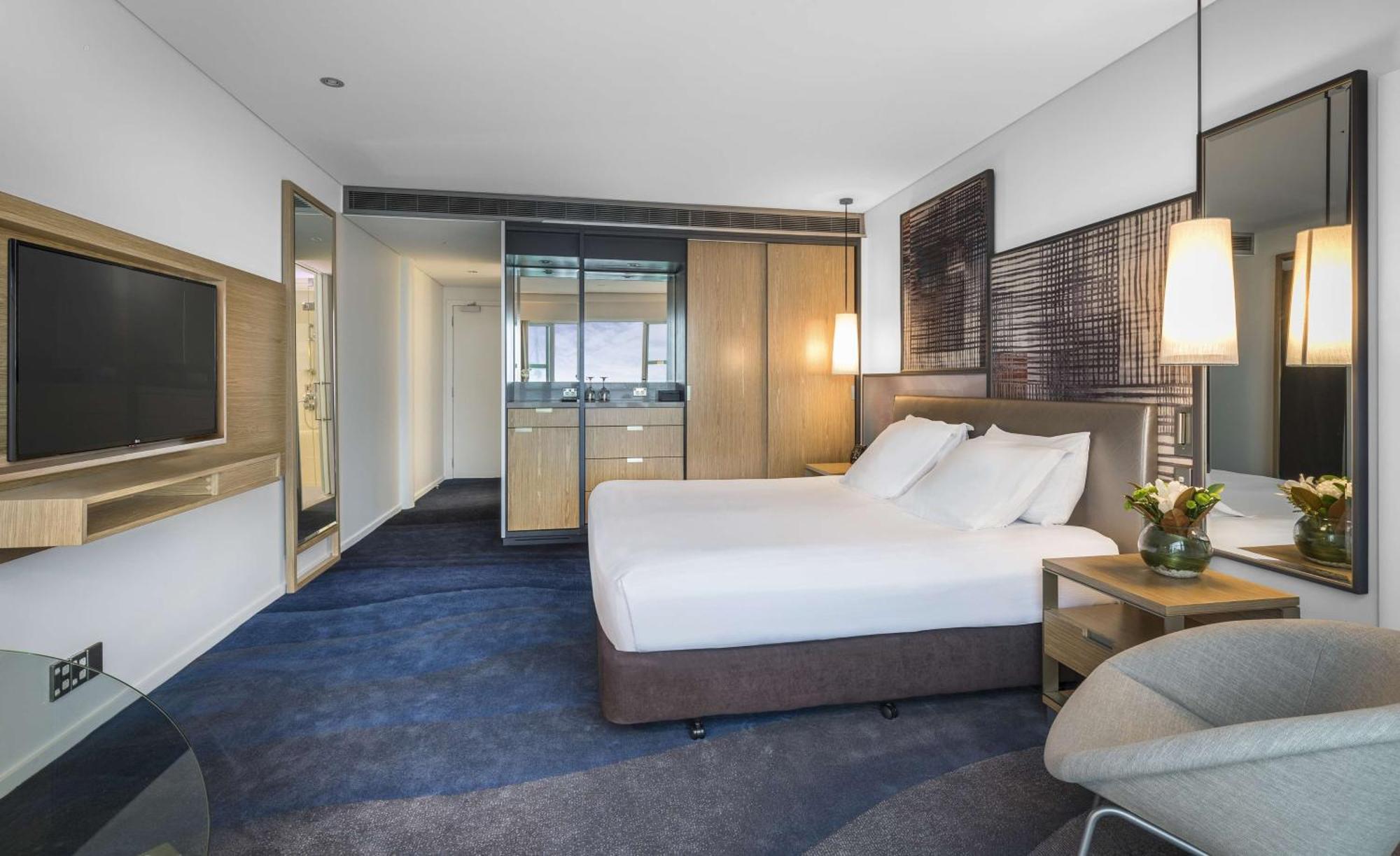 Habitación Doble Deluxe con cama grande y vistas al puerto