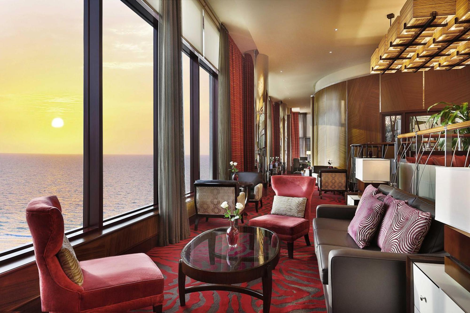 Executive King Room with Sea View - Lounge Access,1550138917:JPEG