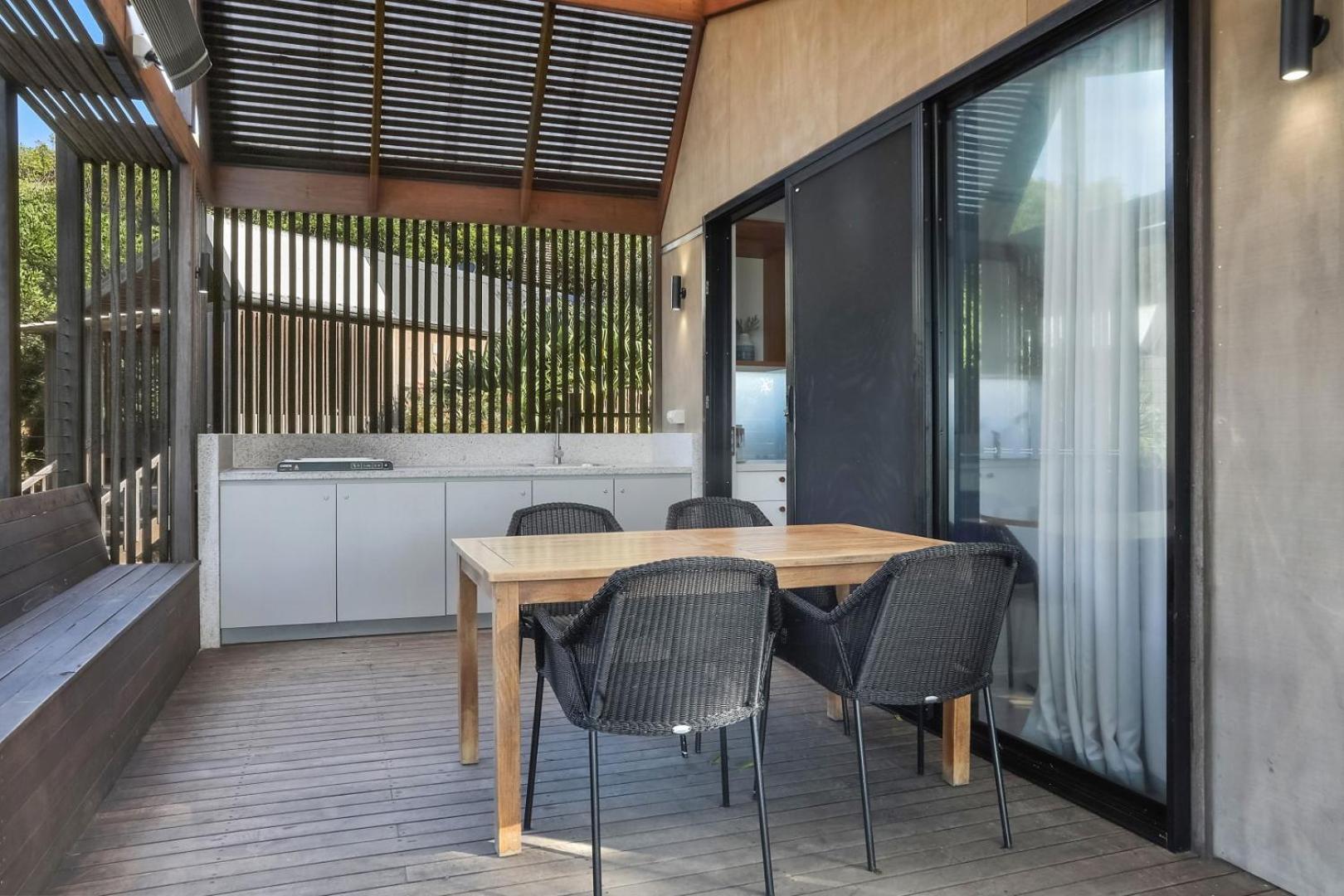Premium Ocean View Villa - Sleeps 5