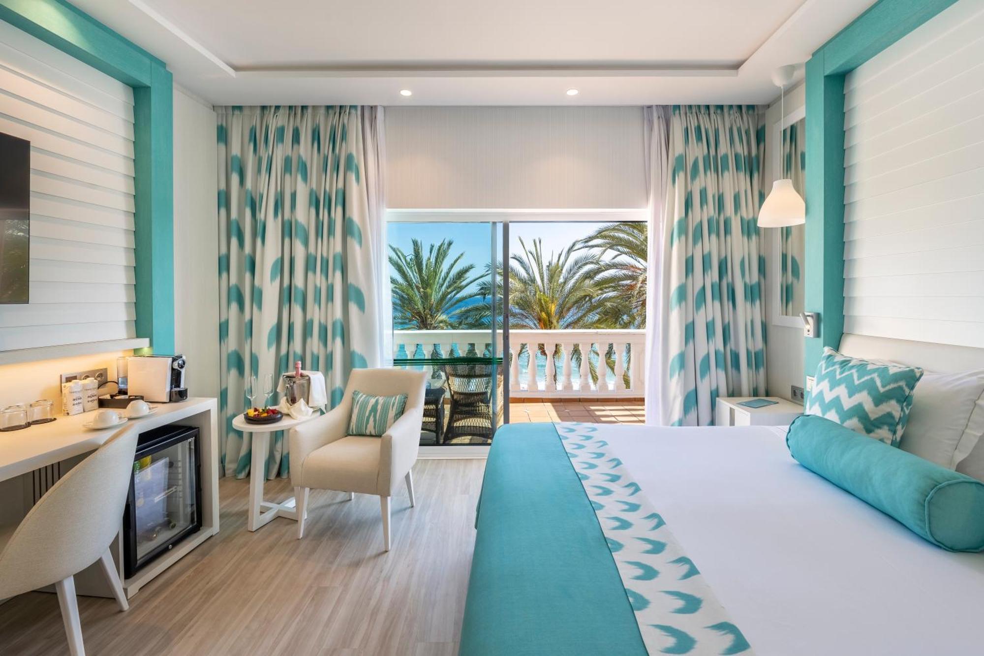Premium Double or Twin Room (2 Adults + 1 Child)