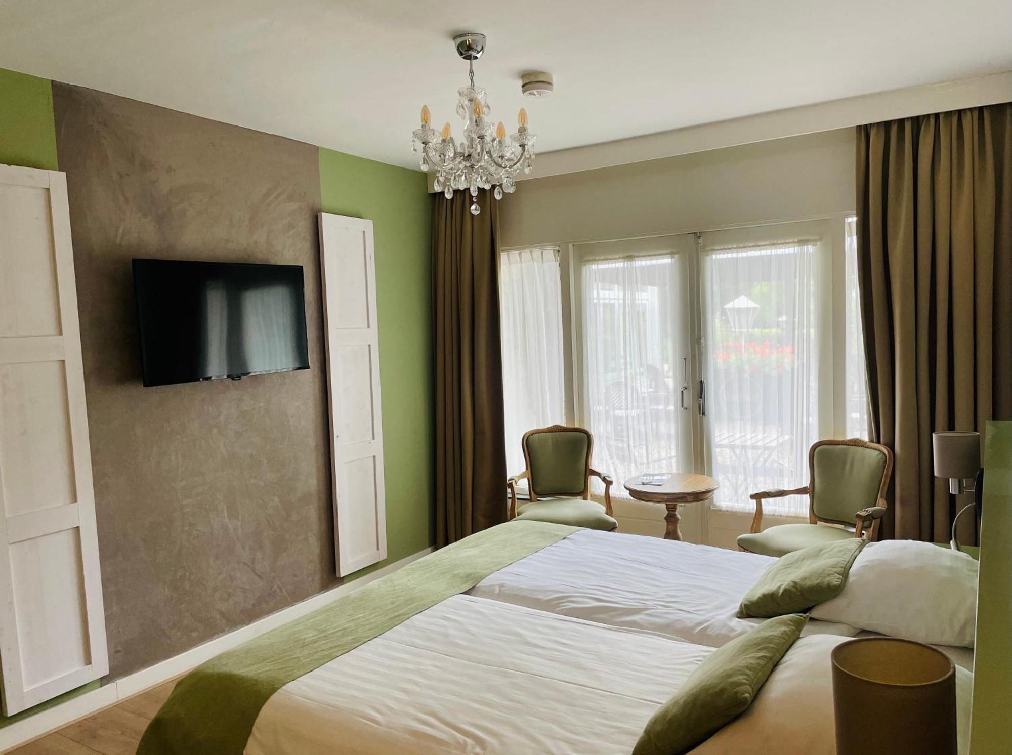 Luxury Twin Room