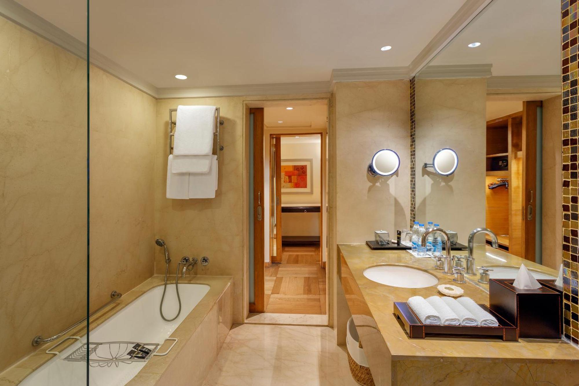ITC One, Executive level, Larger Guest room with complimentary lounge access, 1 King,1614362831:JPEG