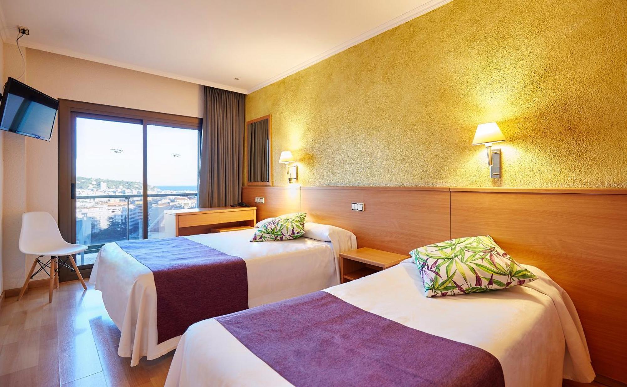 Double or Twin Room Extra Bed,1559625553:JPEG