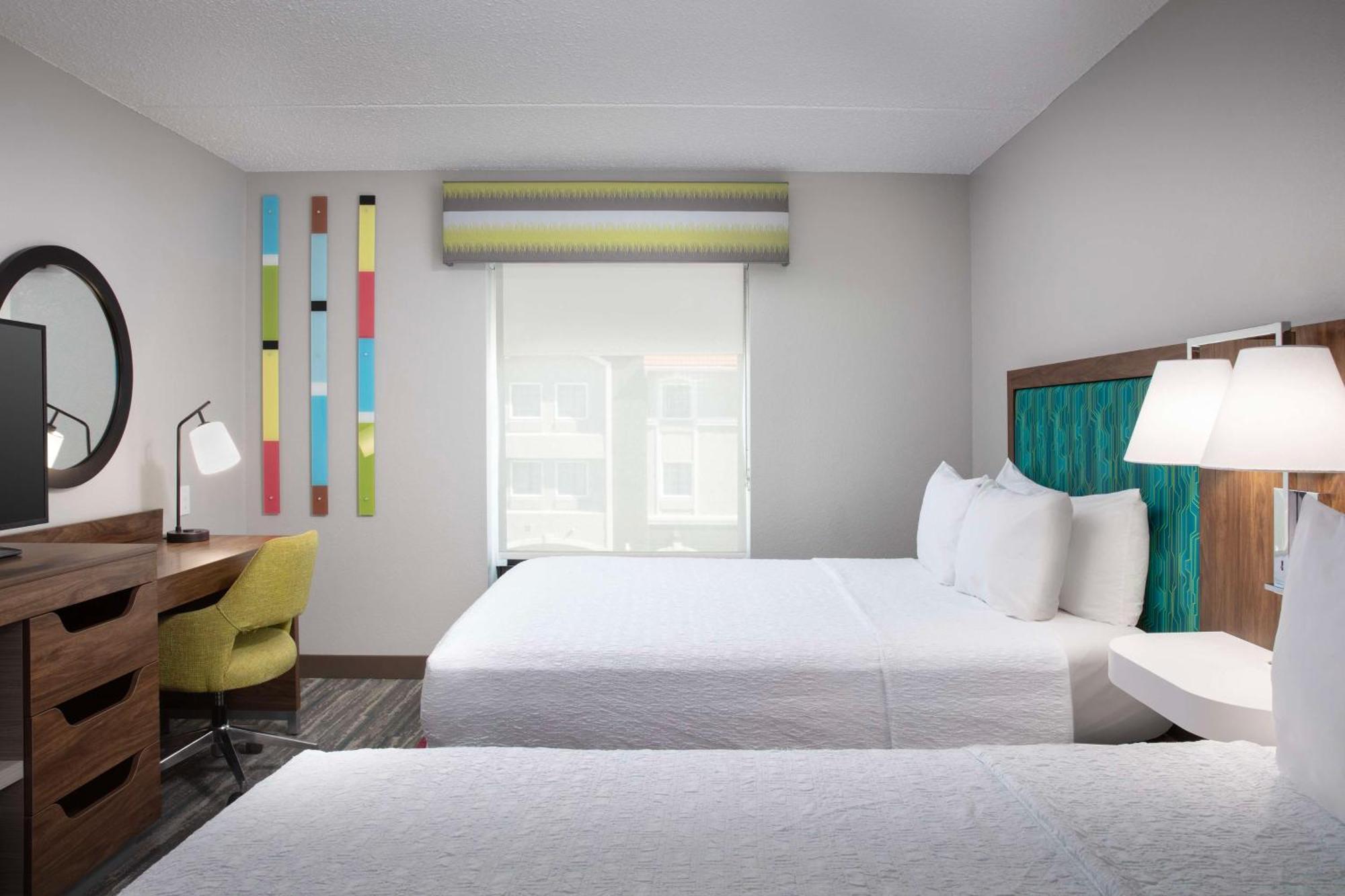 Room with Two Queen Beds - Non-Smoking