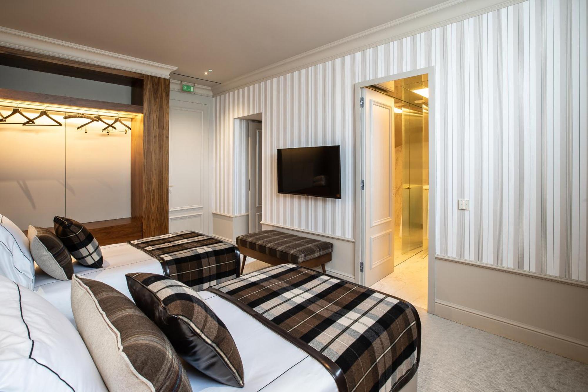 Small Double or Twin Room