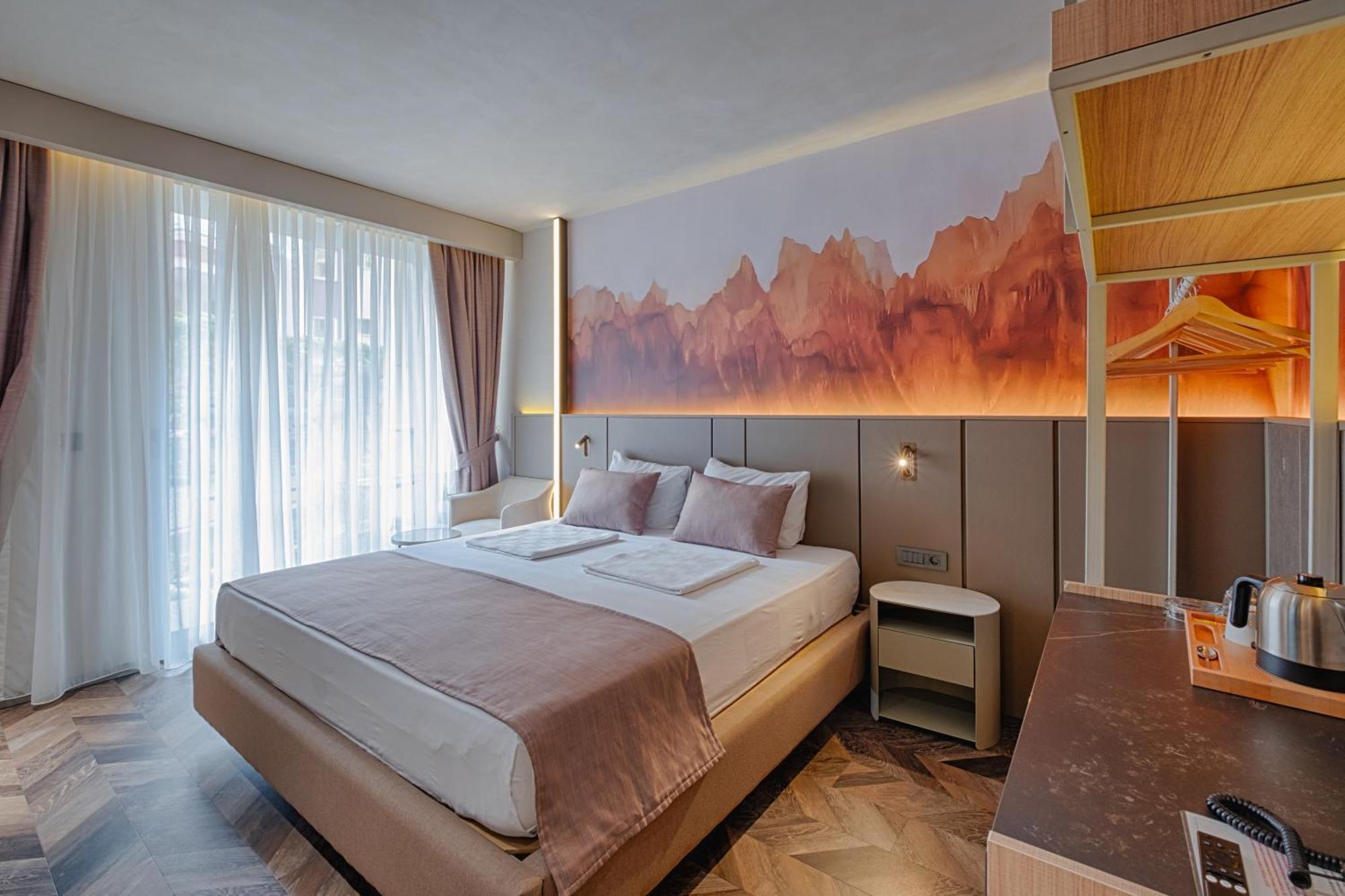 Double Room Mountain View
