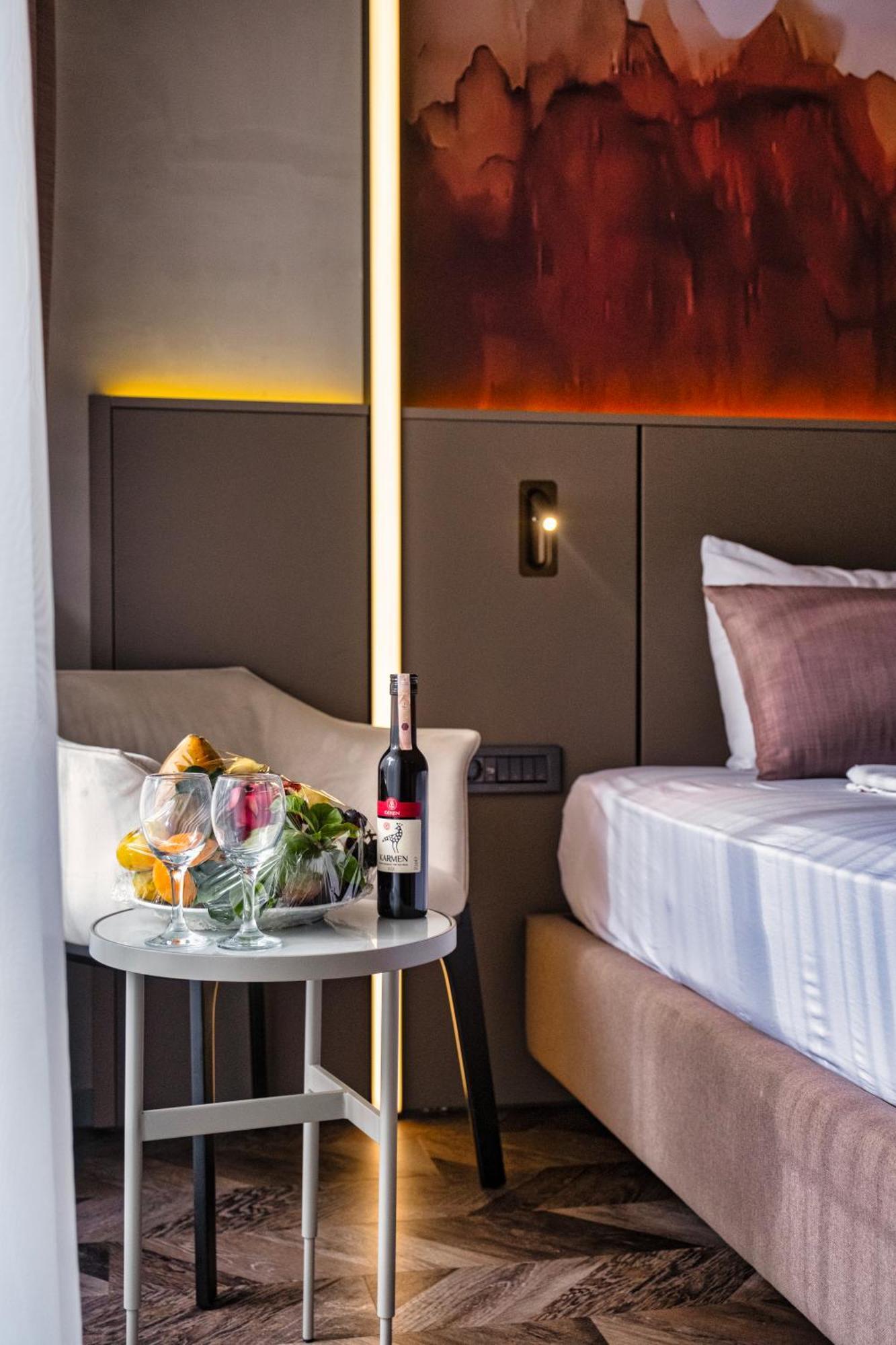 Double Room Mountain View