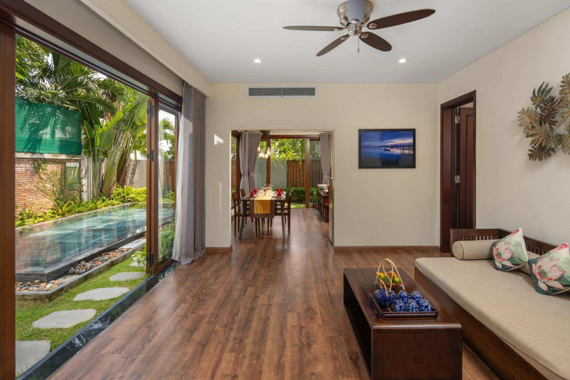 Sense Suite With Private Pool and Bathtub
