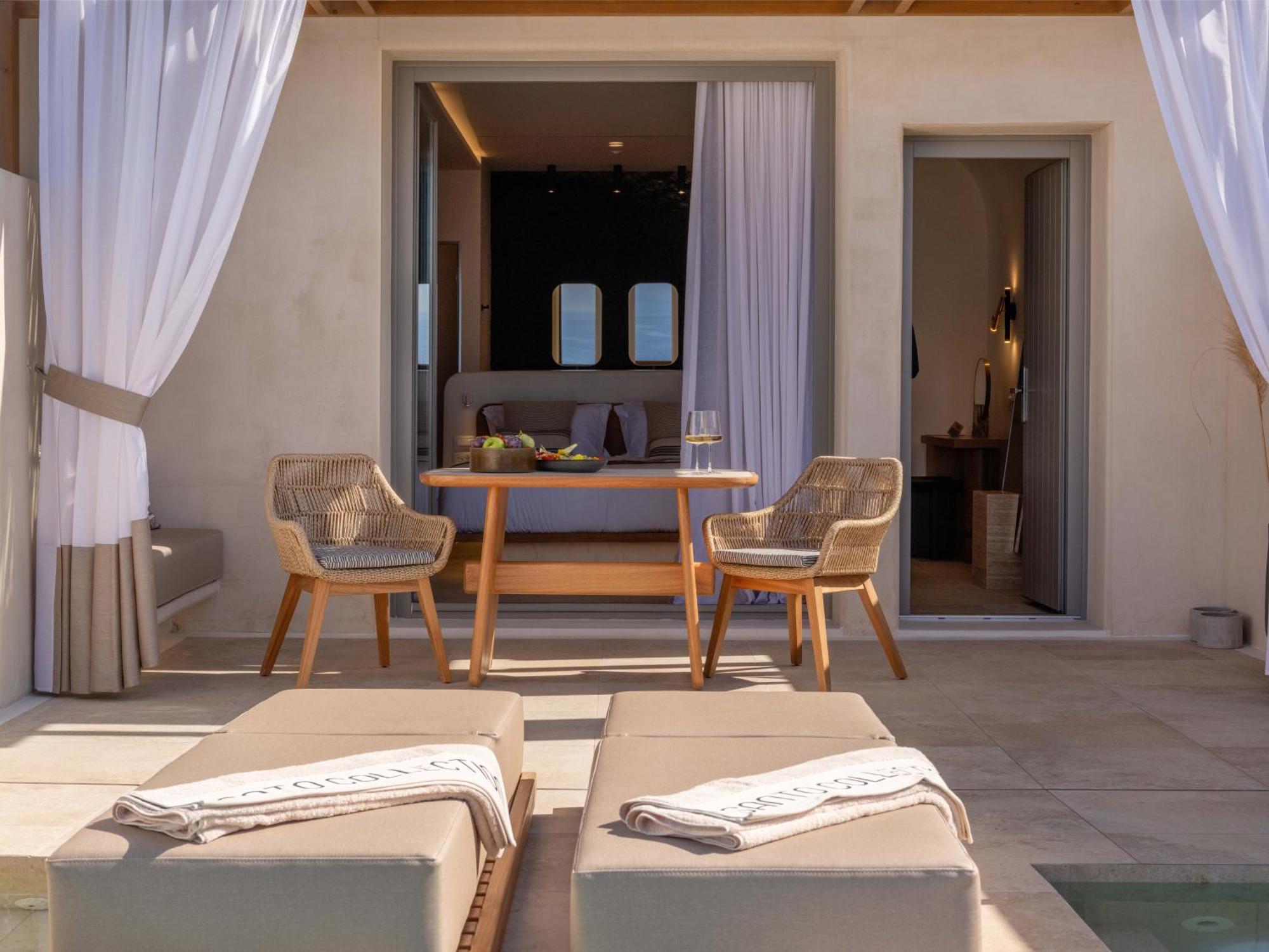 Mine Partial Sea View Junior Suite with Pool or Jacuzzi