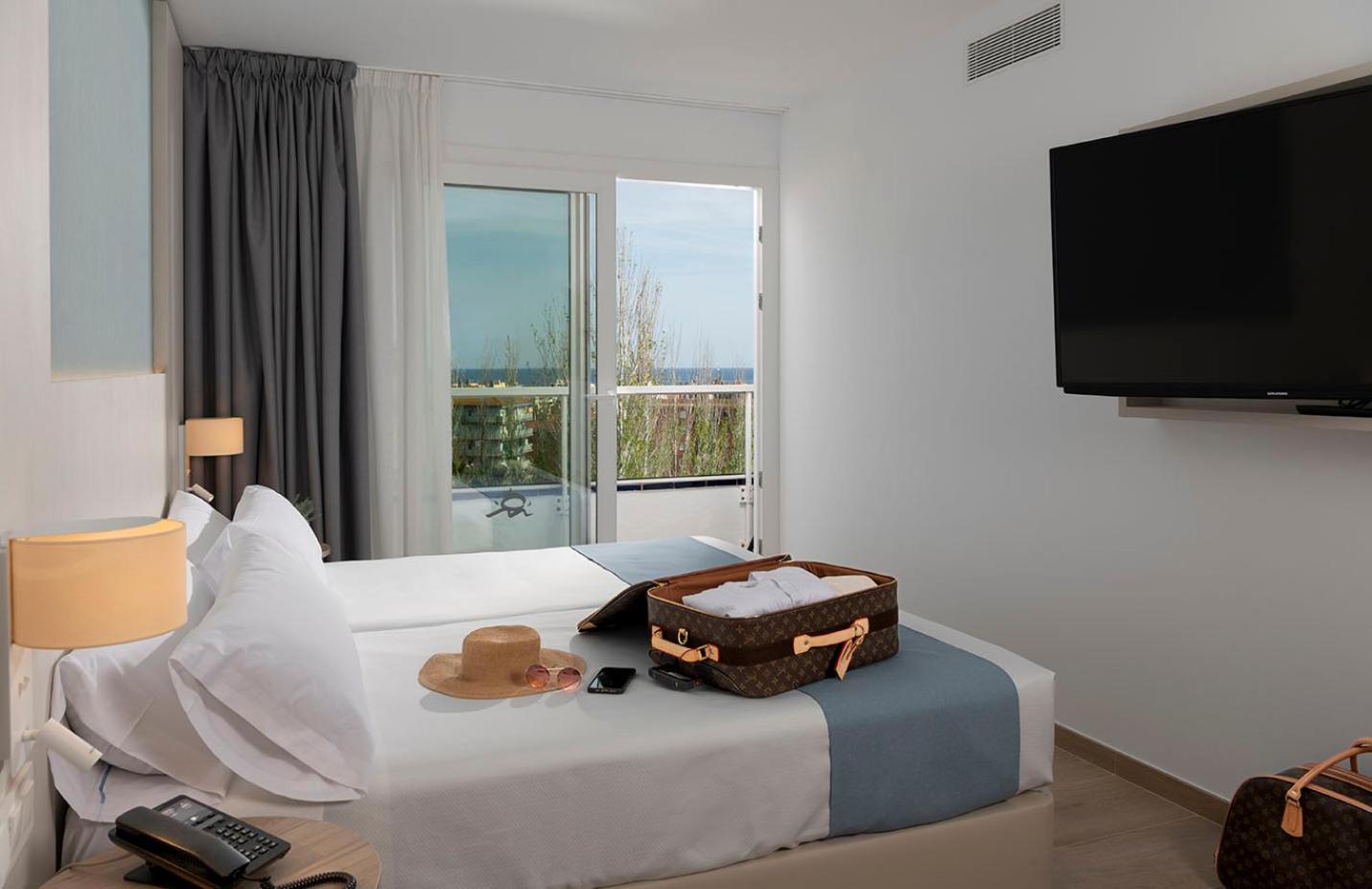 Habitación Premium con vistas a la piscina