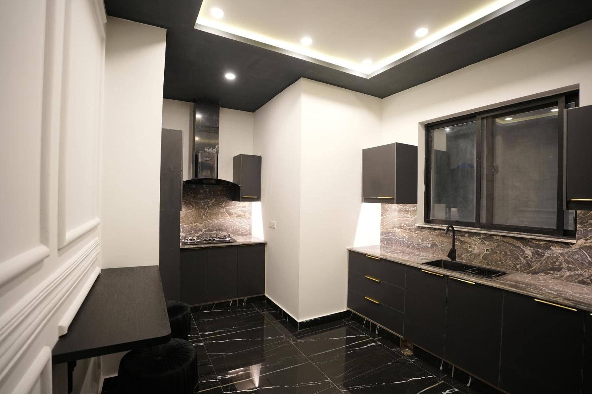 Superior Apartment