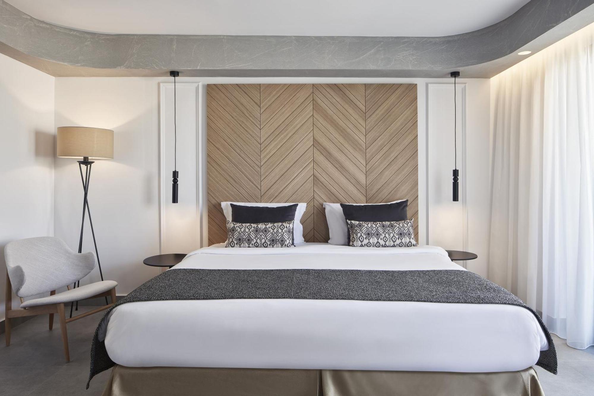 Twin or Double Room Inland View