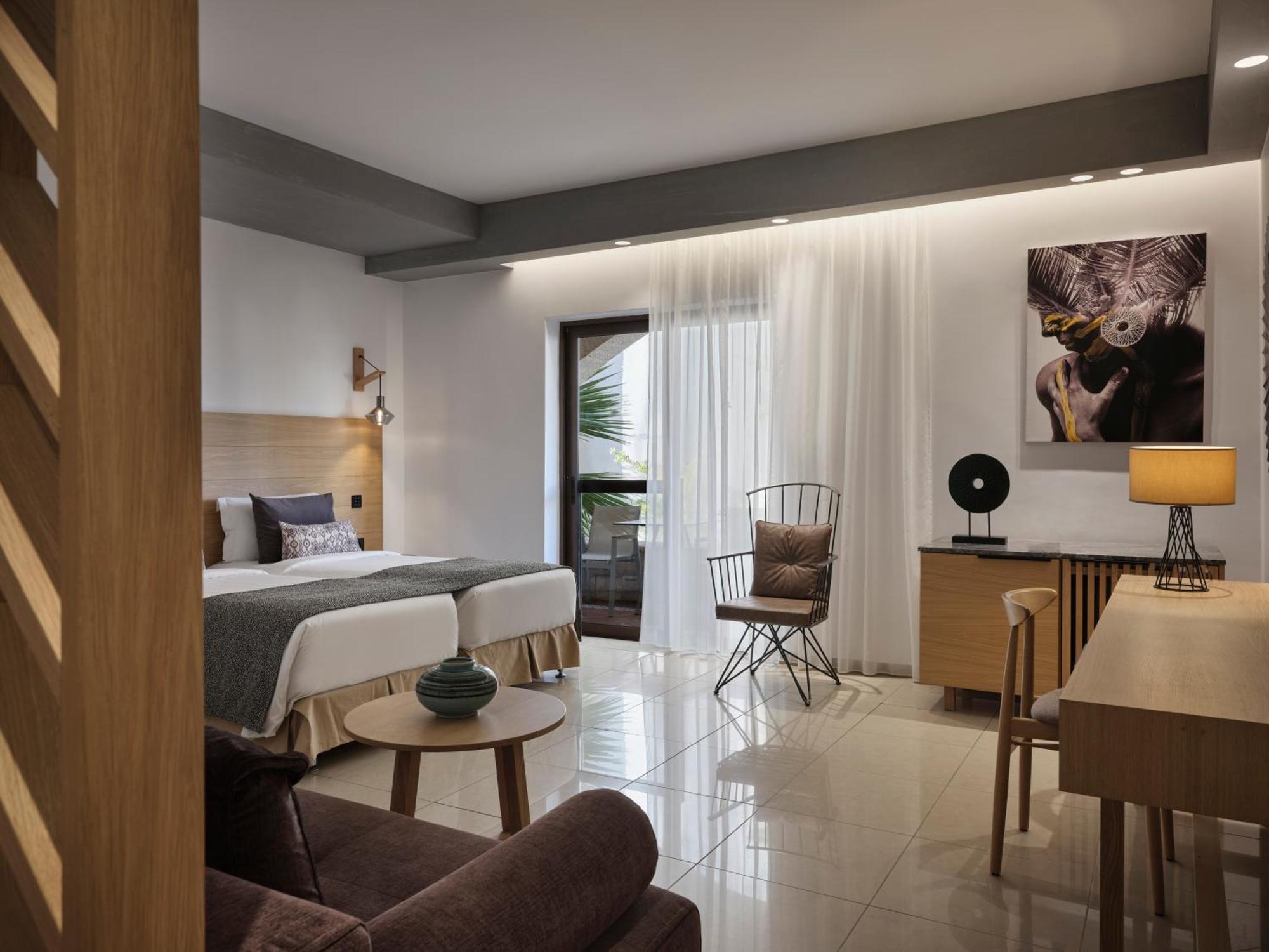Twin or Double Room Inland View