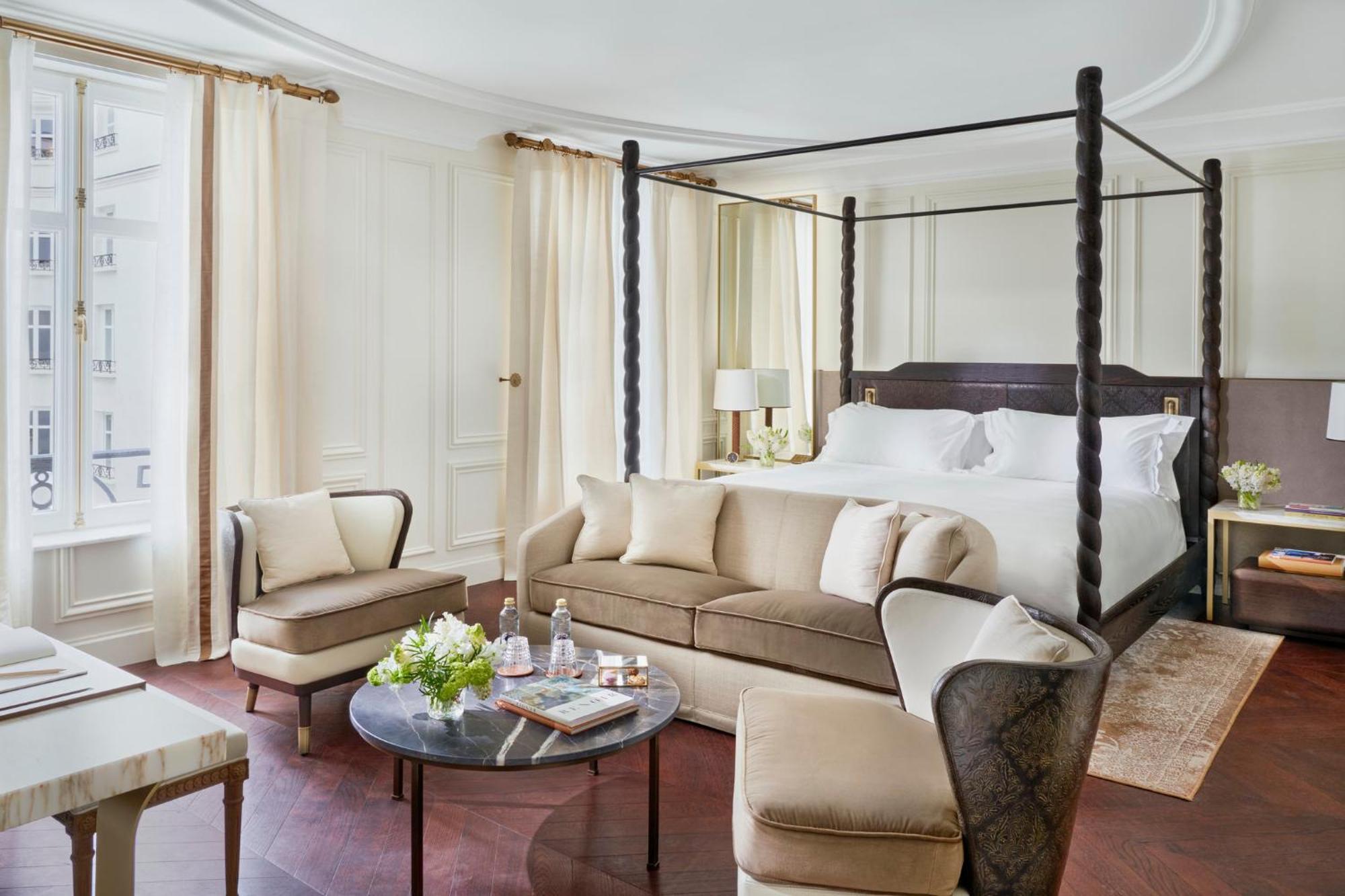 Junior Suite,1618817968:JPEG