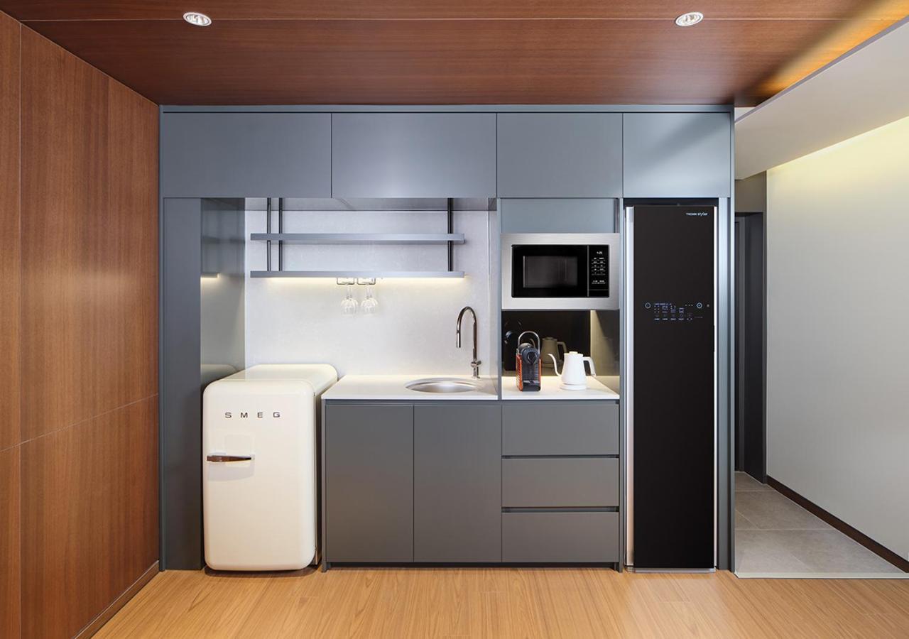 DAMTON Premier Suite