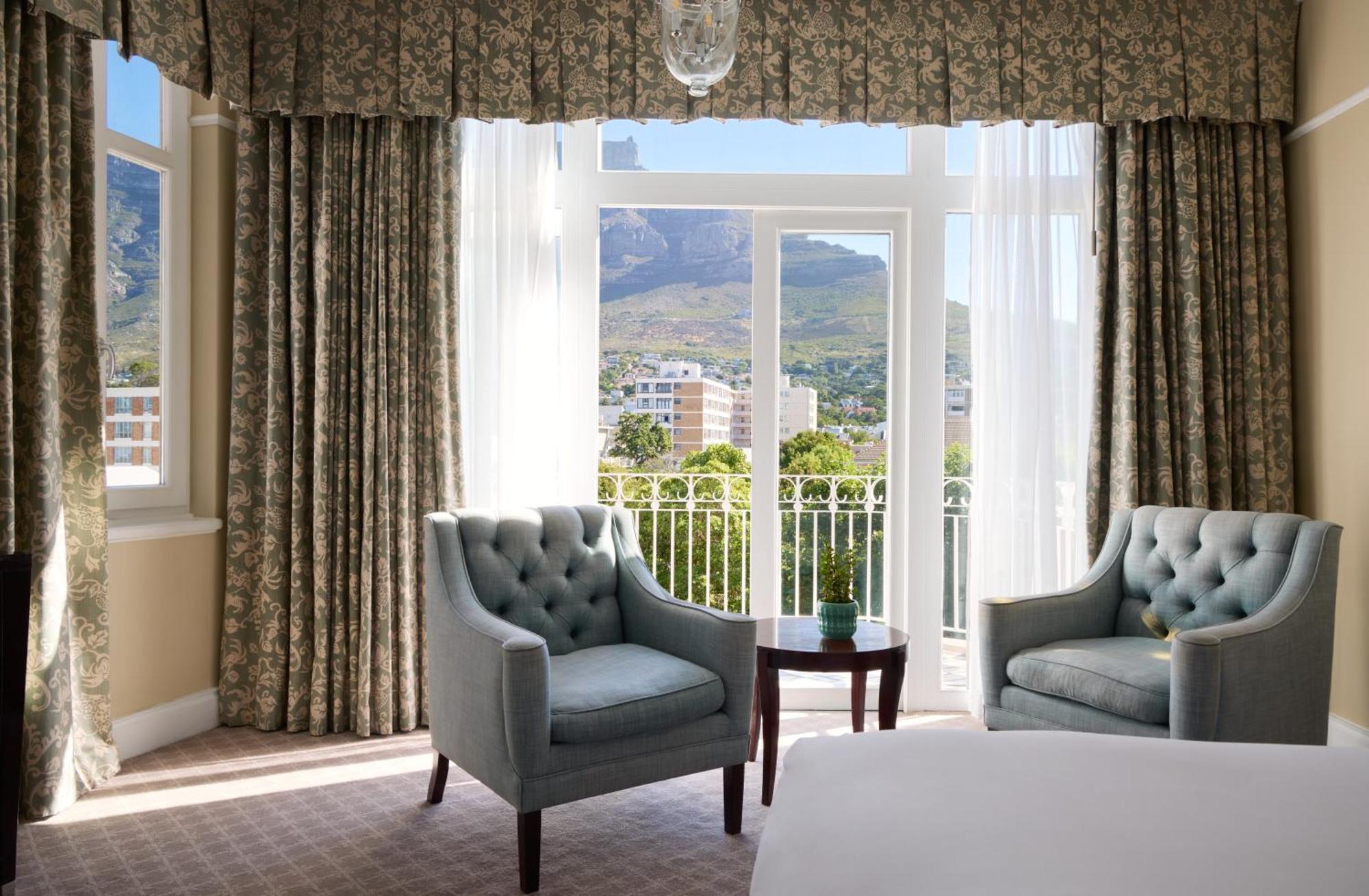 Deluxe Junior Suite