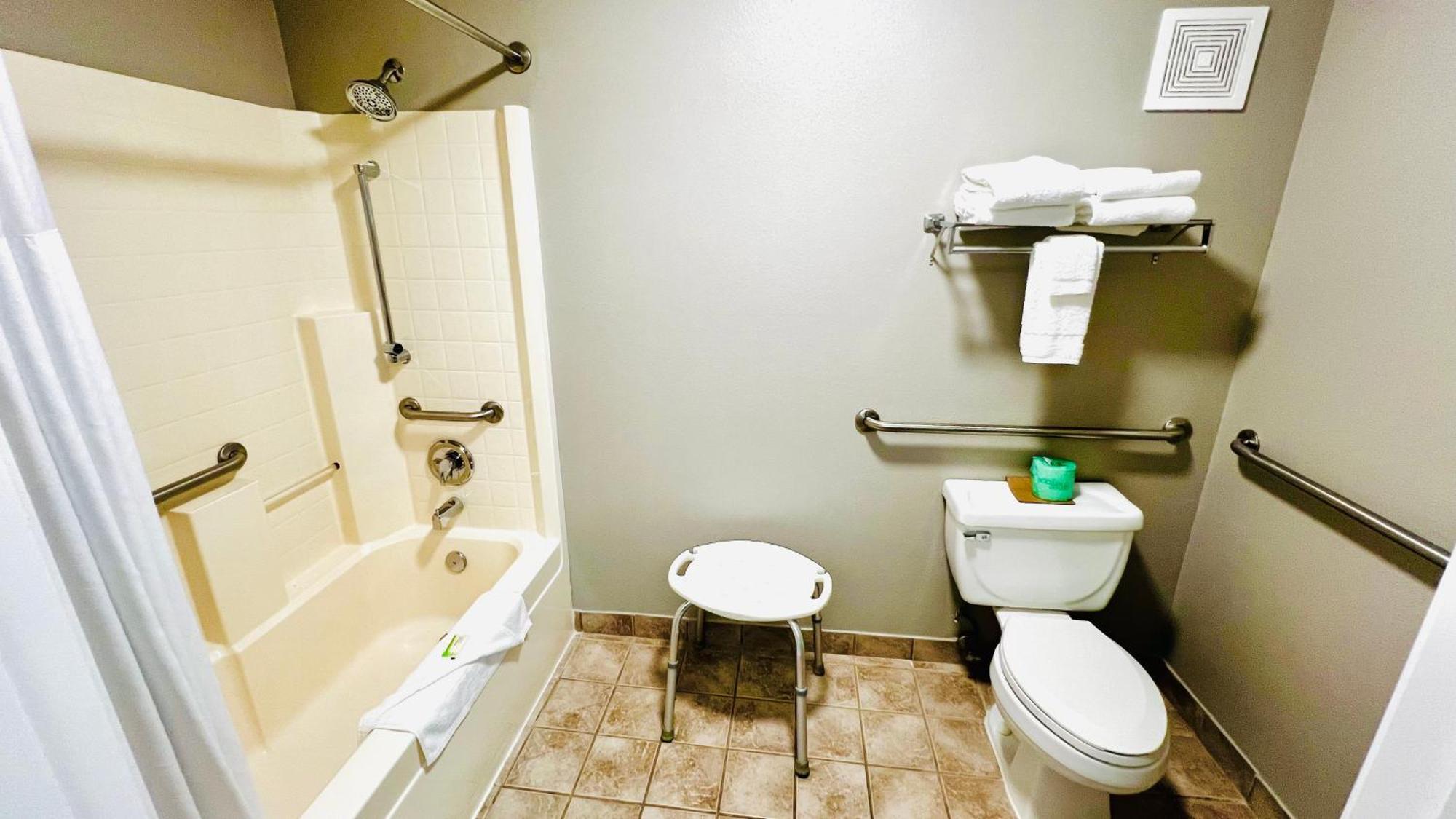 Queen Room with Two Queen Beds - Disability Access - Non-Smoking