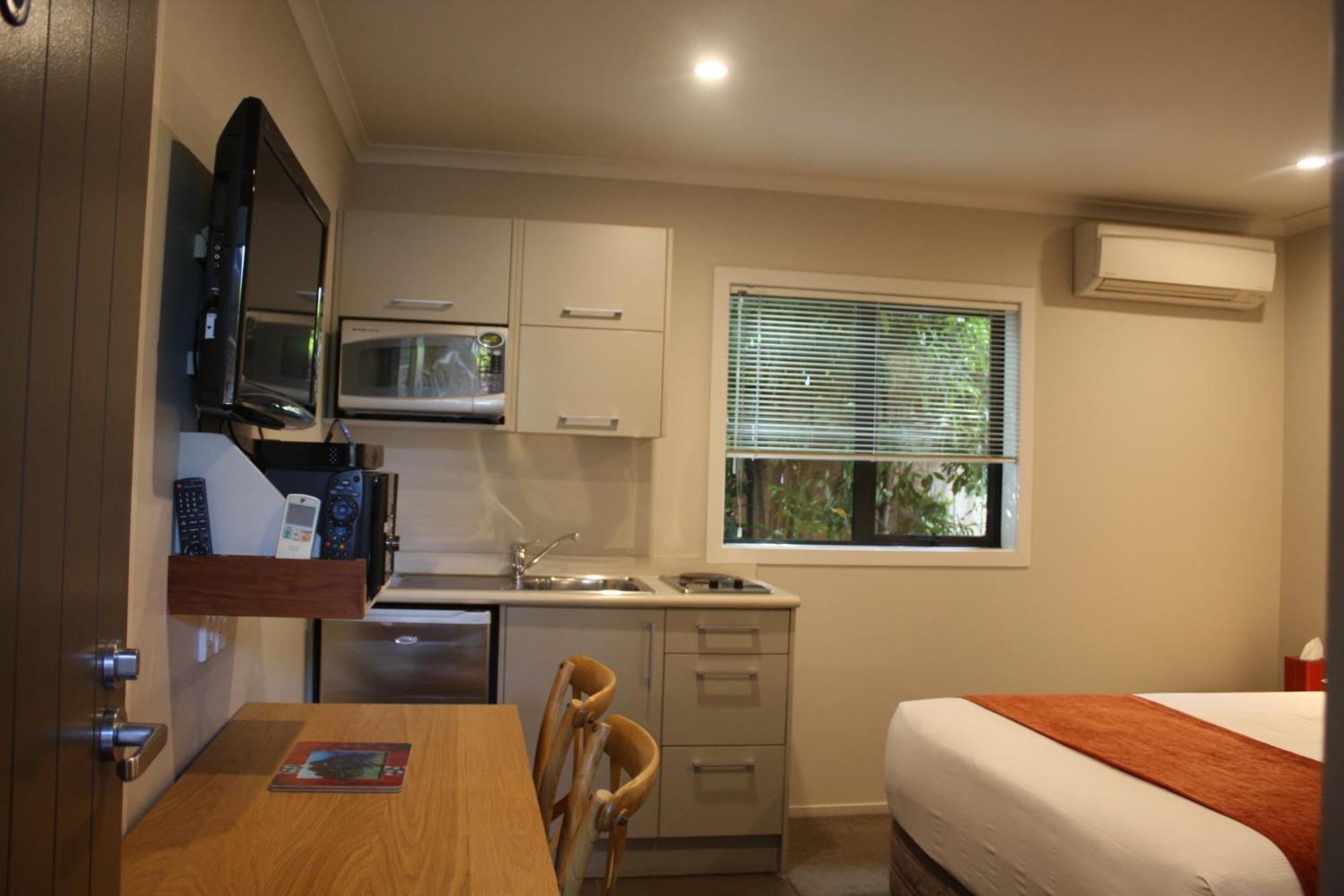 Basic Double Room,1627210000:JPEG