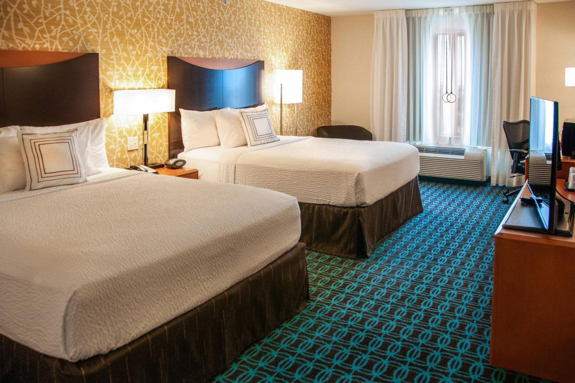 Queen Room Two Queen Beds